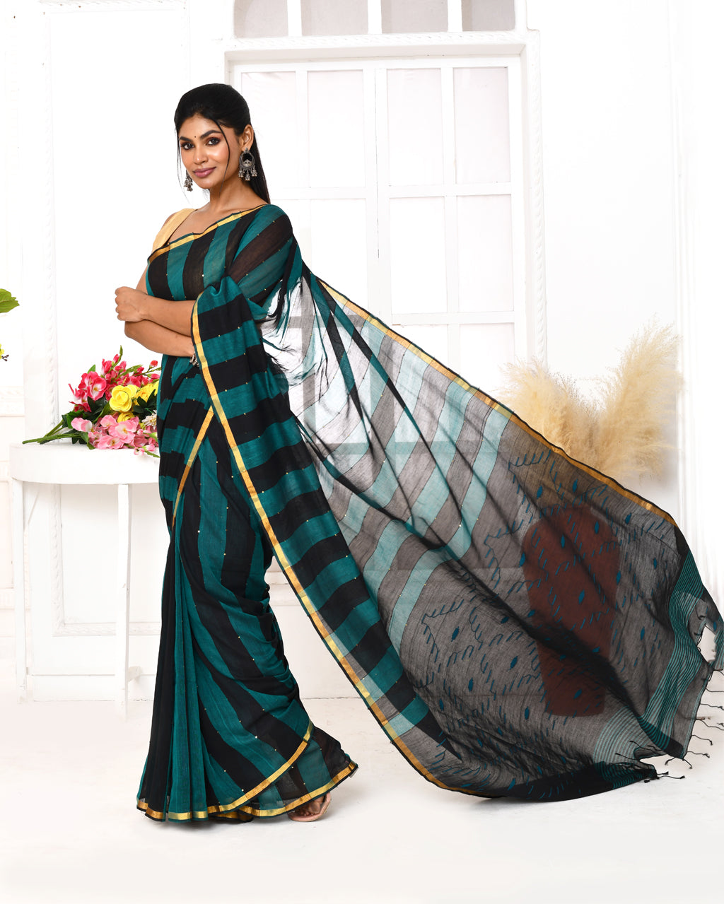 Piyari Fashion Women's Black Blue Cotton Handloom Jamdani Saree With Blouse - Distacart