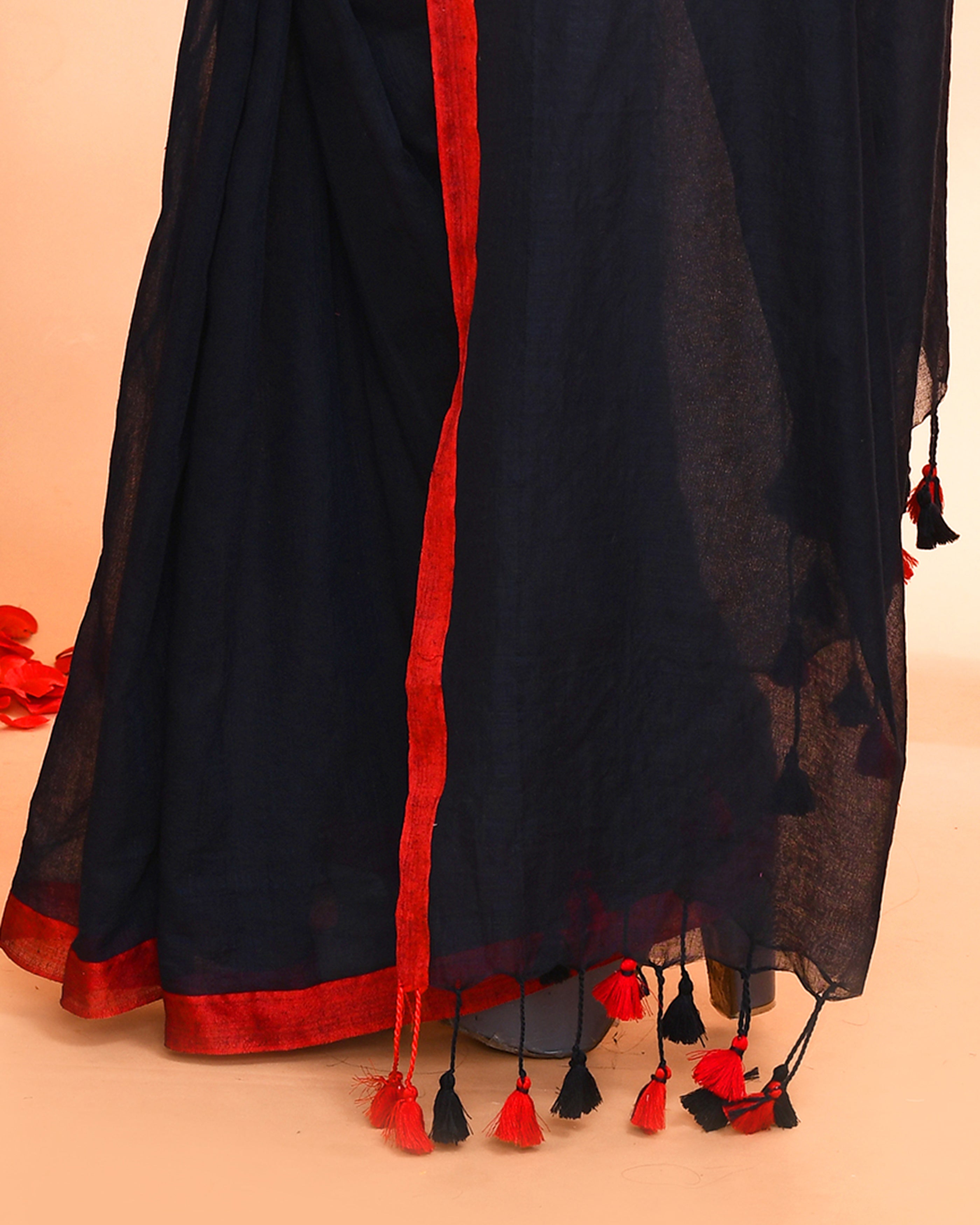 Piyari Fashion Red Border Black Mulmul Cotton Saree With Tassels - Distacart