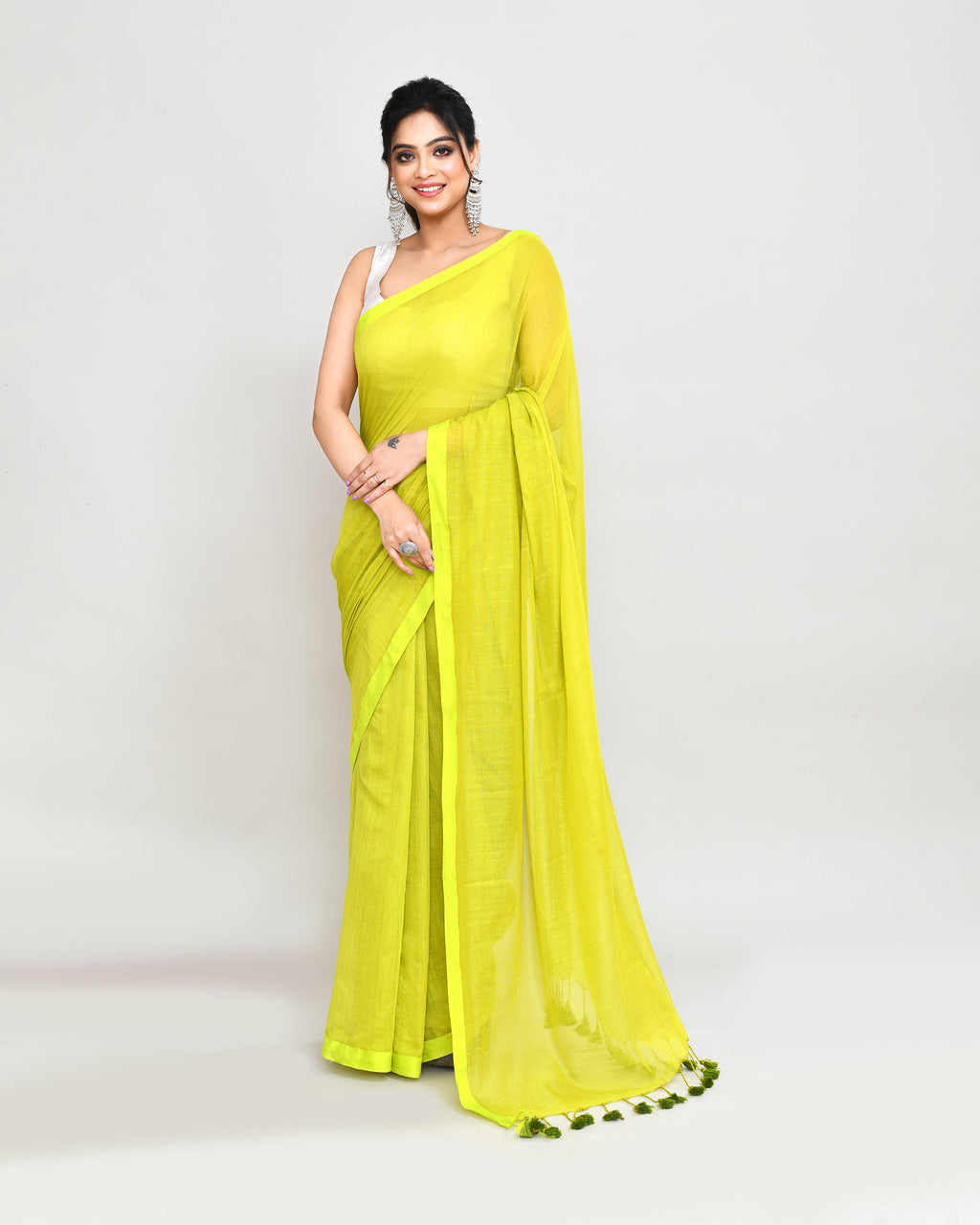 Piyari Fashion Woven's Lime Mulmul Cotton Saree With Tassels - Distacart