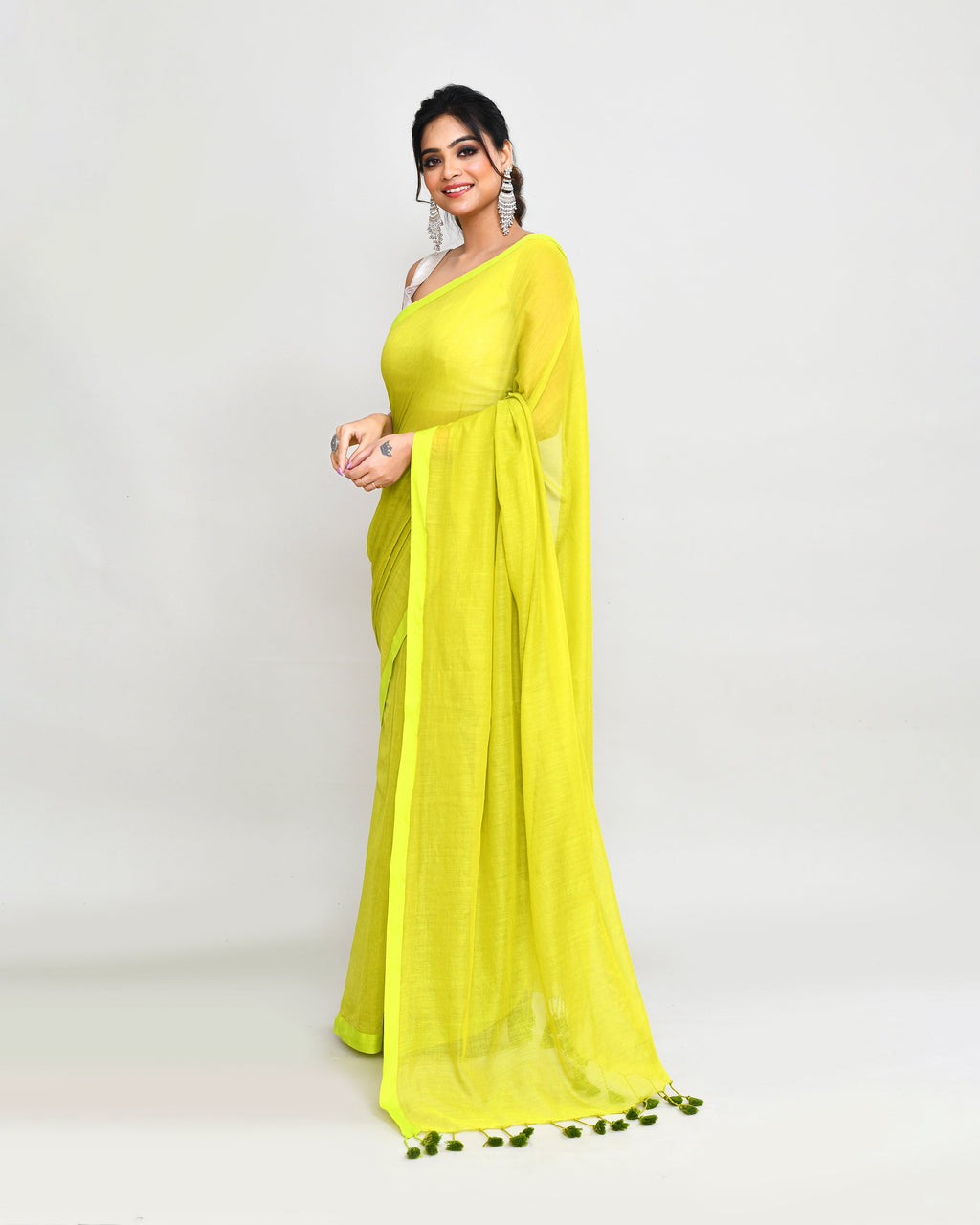 Piyari Fashion Woven's Lime Mulmul Cotton Saree With Tassels - Distacart