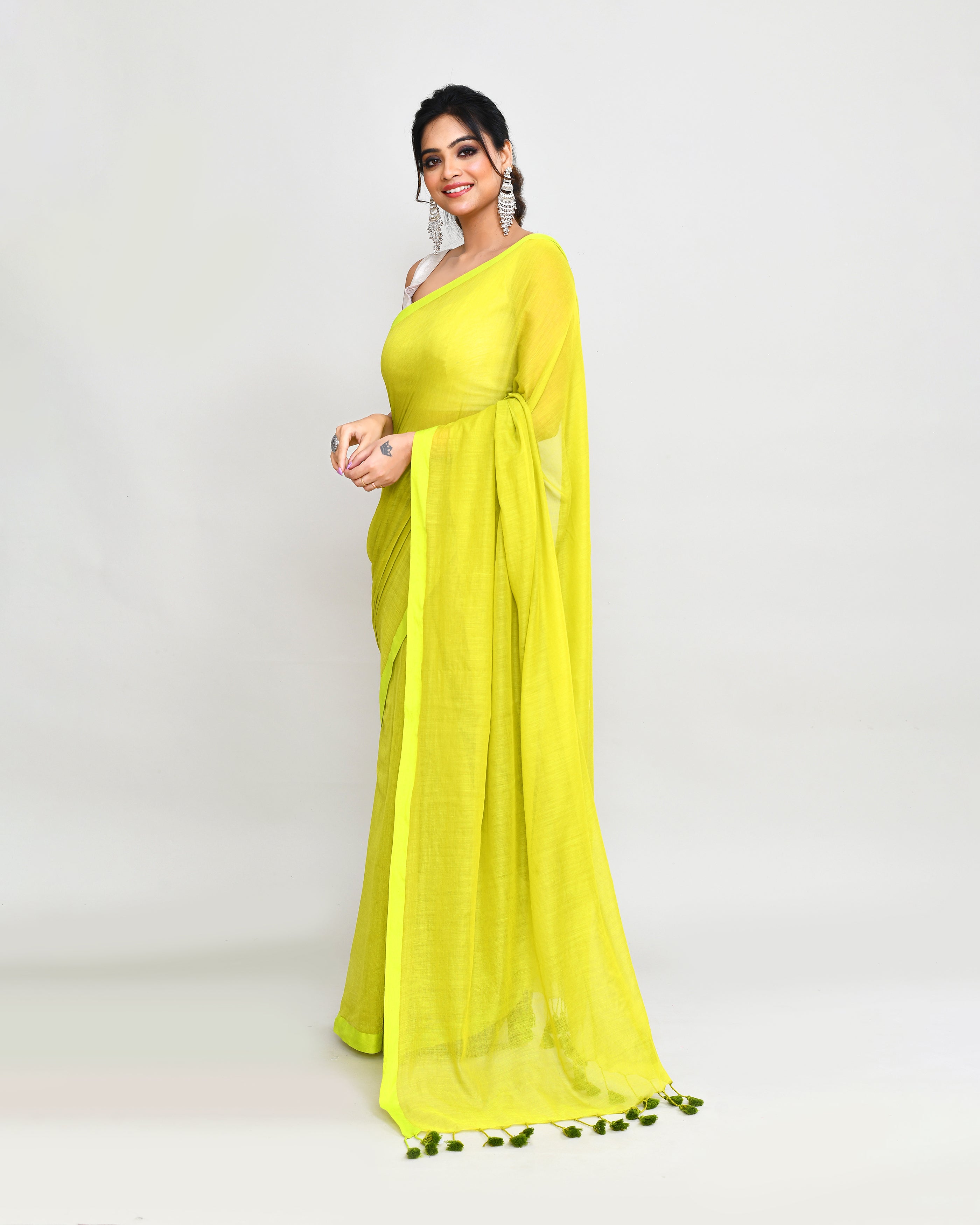 Piyari Fashion Woven's Lime Mulmul Cotton Saree With Tassels - Distacart