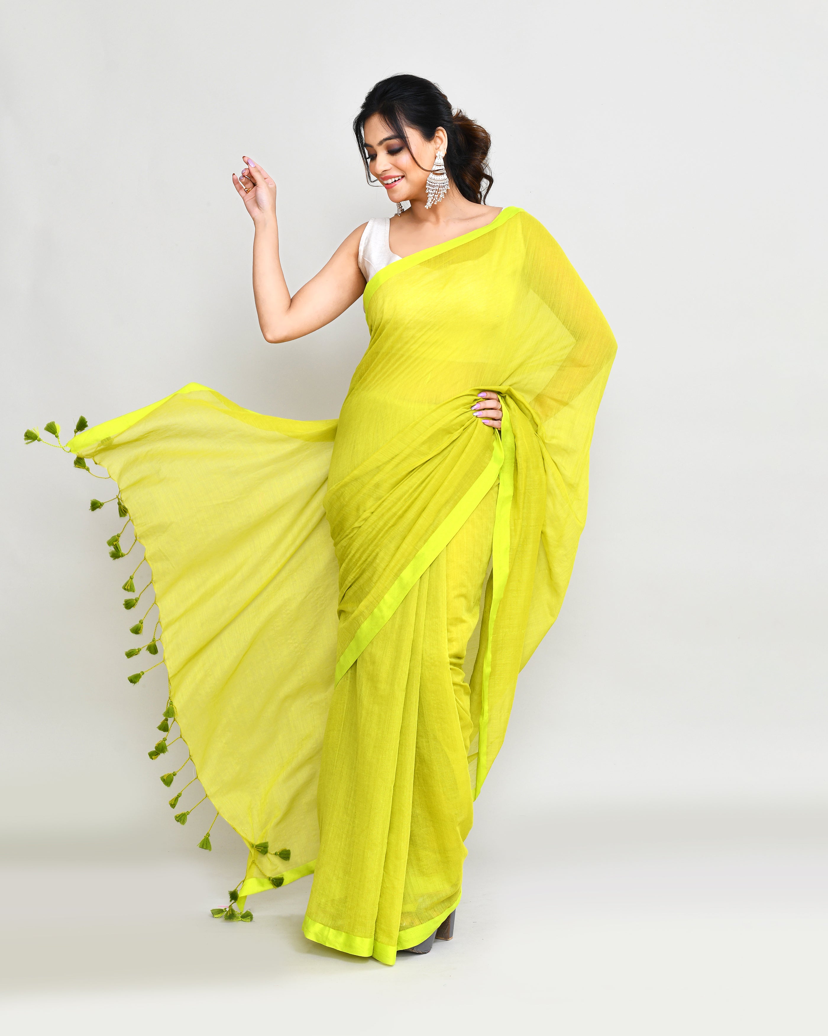 Piyari Fashion Woven's Lime Mulmul Cotton Saree With Tassels - Distacart