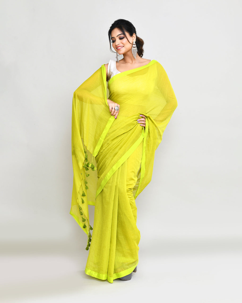 Piyari Fashion Woven's Lime Mulmul Cotton Saree With Tassels - Distacart