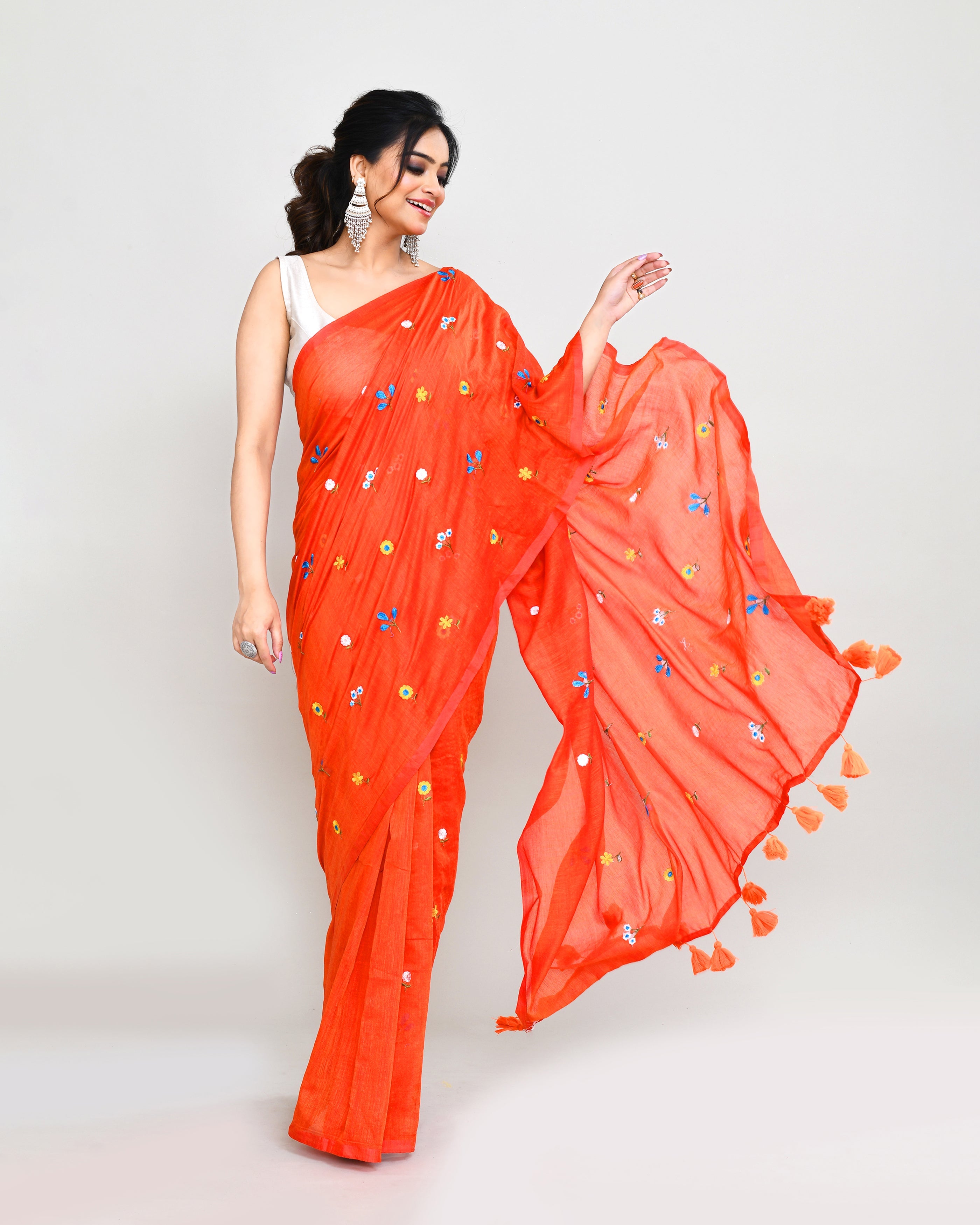 Piyari Fashion Women's Orange Red Dual Tone Exclusive Embroidery Saree With Tassels - Distacart