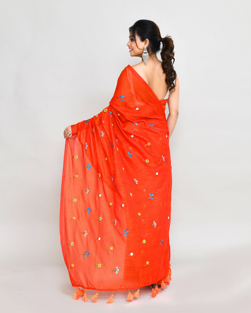 Piyari Fashion Women's Orange Red Dual Tone Exclusive Embroidery Saree With Tassels - Distacart