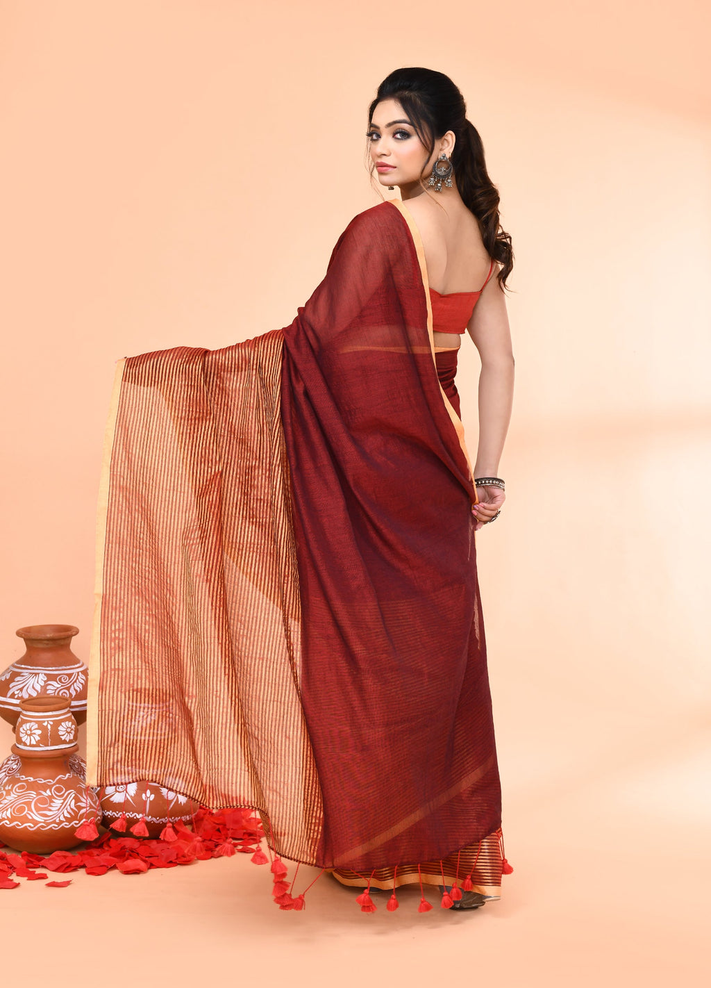 Piyari Fashion Women`s Maroon Cotton Handloom Saree With Gold Zari Stripes - Distacart