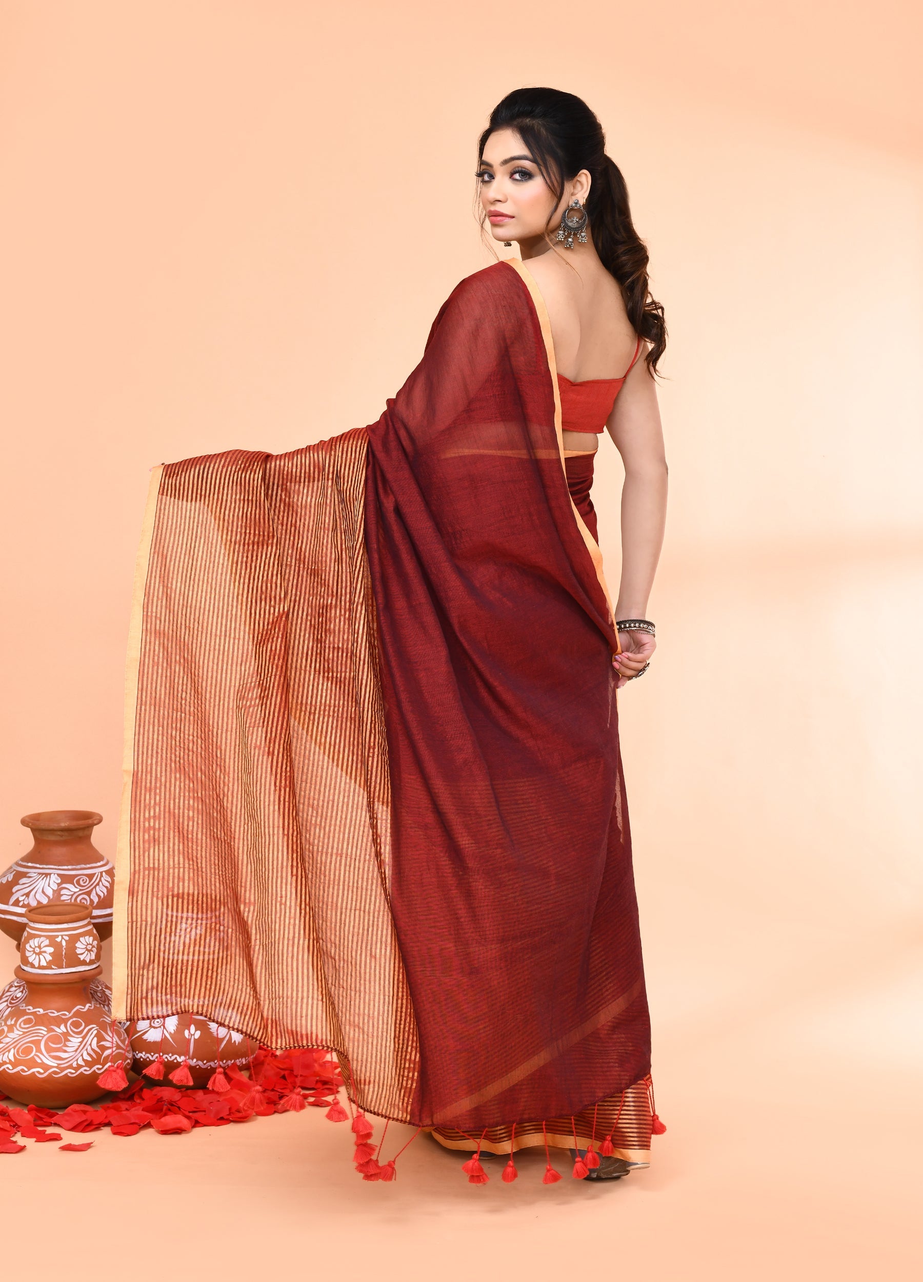 Piyari Fashion Women`s Maroon Cotton Handloom Saree With Gold Zari Stripes - Distacart