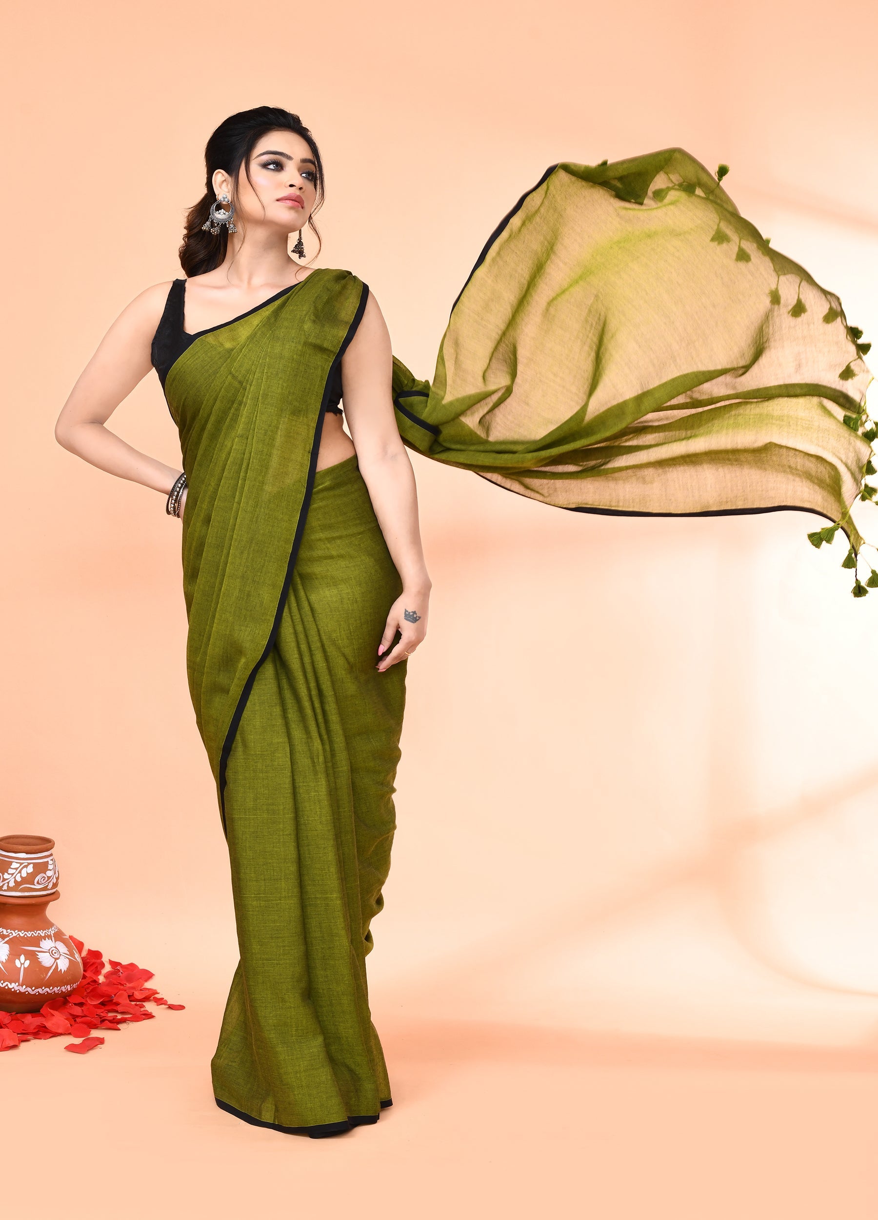 Piyari Fashion Olive Mulmul Cotton Saree With Tassels - Distacart