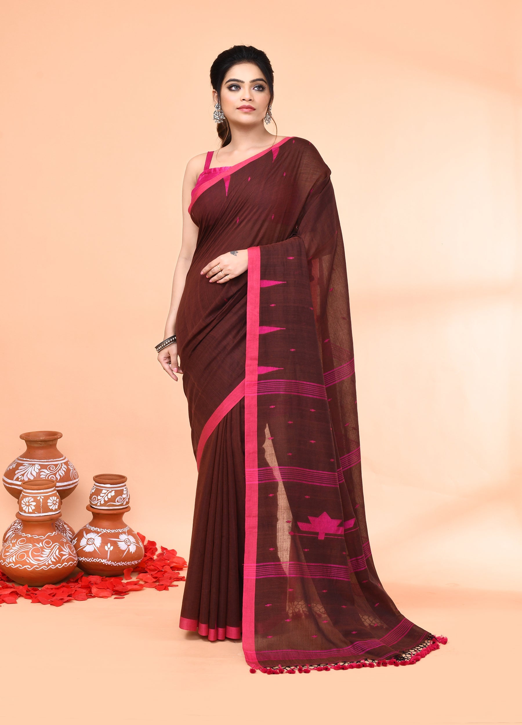 Piyari Fashion Women`s Brown Mul Cotton Handloom Jamdani Saree With Blouse - Distacart