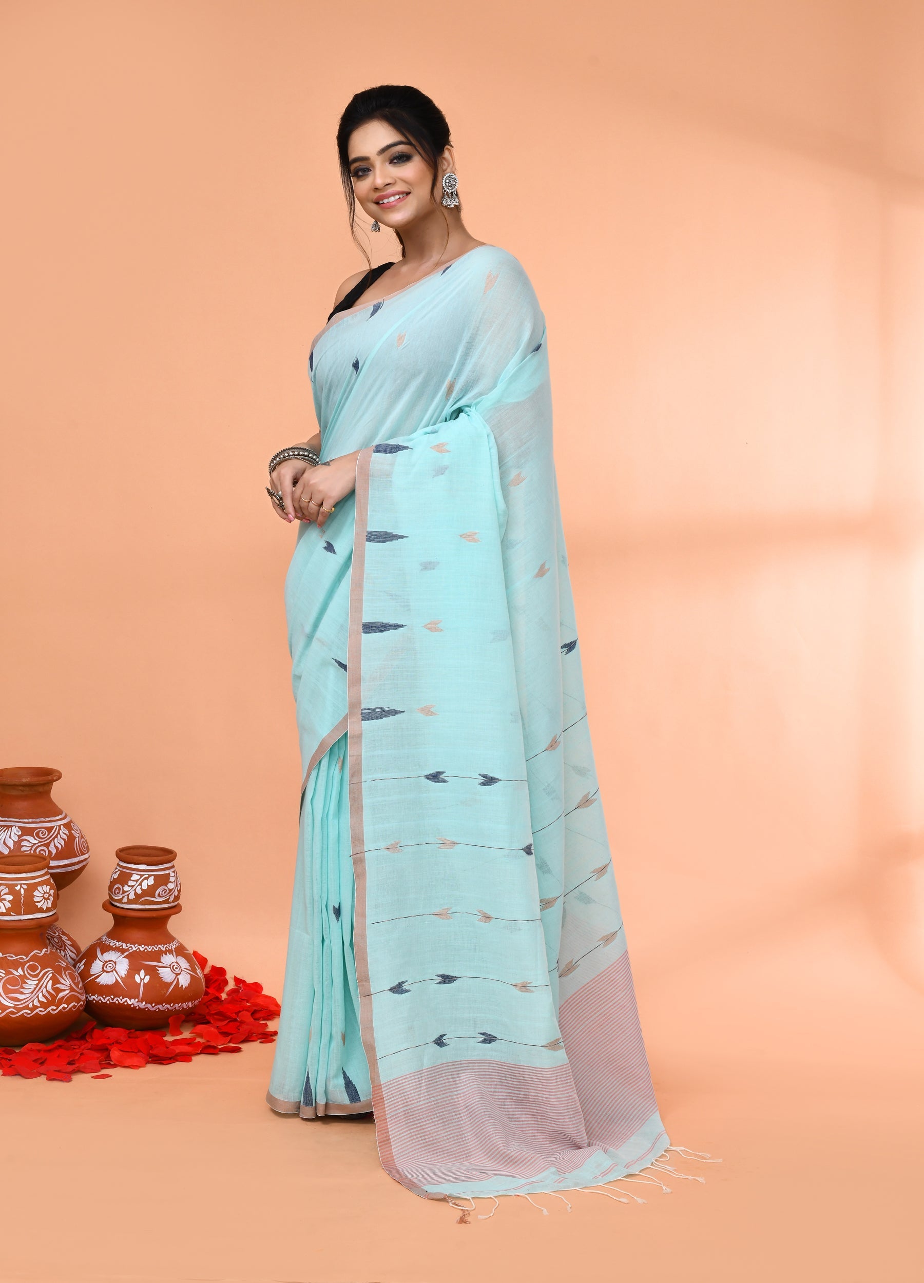 Piyari Fashion Women`s Light Sky Blue Cotton Handloom Jamdani Saree With Blouse - Distacart