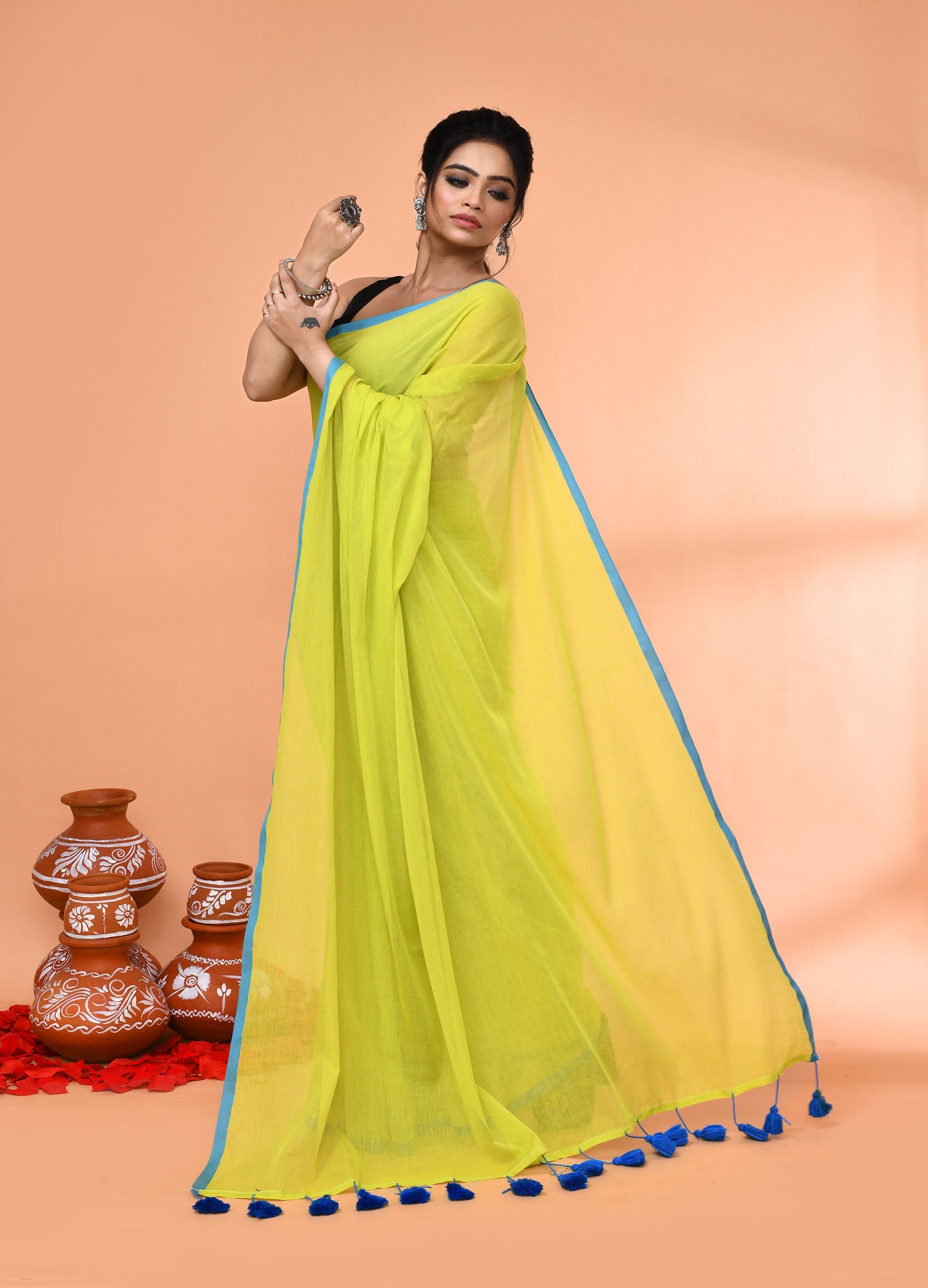 Piyari Fashion Lemon Green Mulmul Cotton Saree With Tassels - Distacart