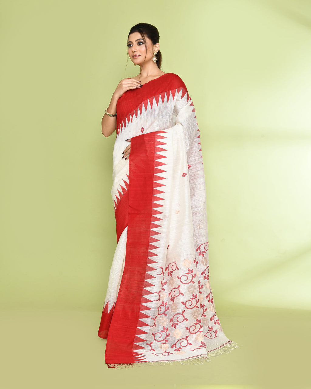 Piyari Fashion Women's Off White Embellished Matka Silk Jamdani Saree - Distacart