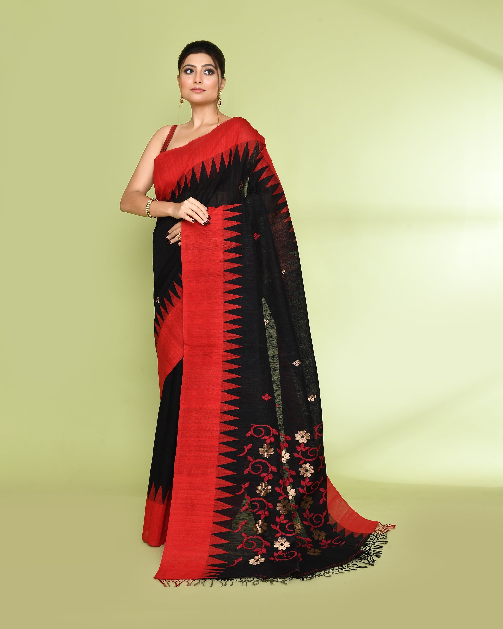 Piyari Fashion Women's Black Embellished Matka Silk Jamdani Saree - Distacart