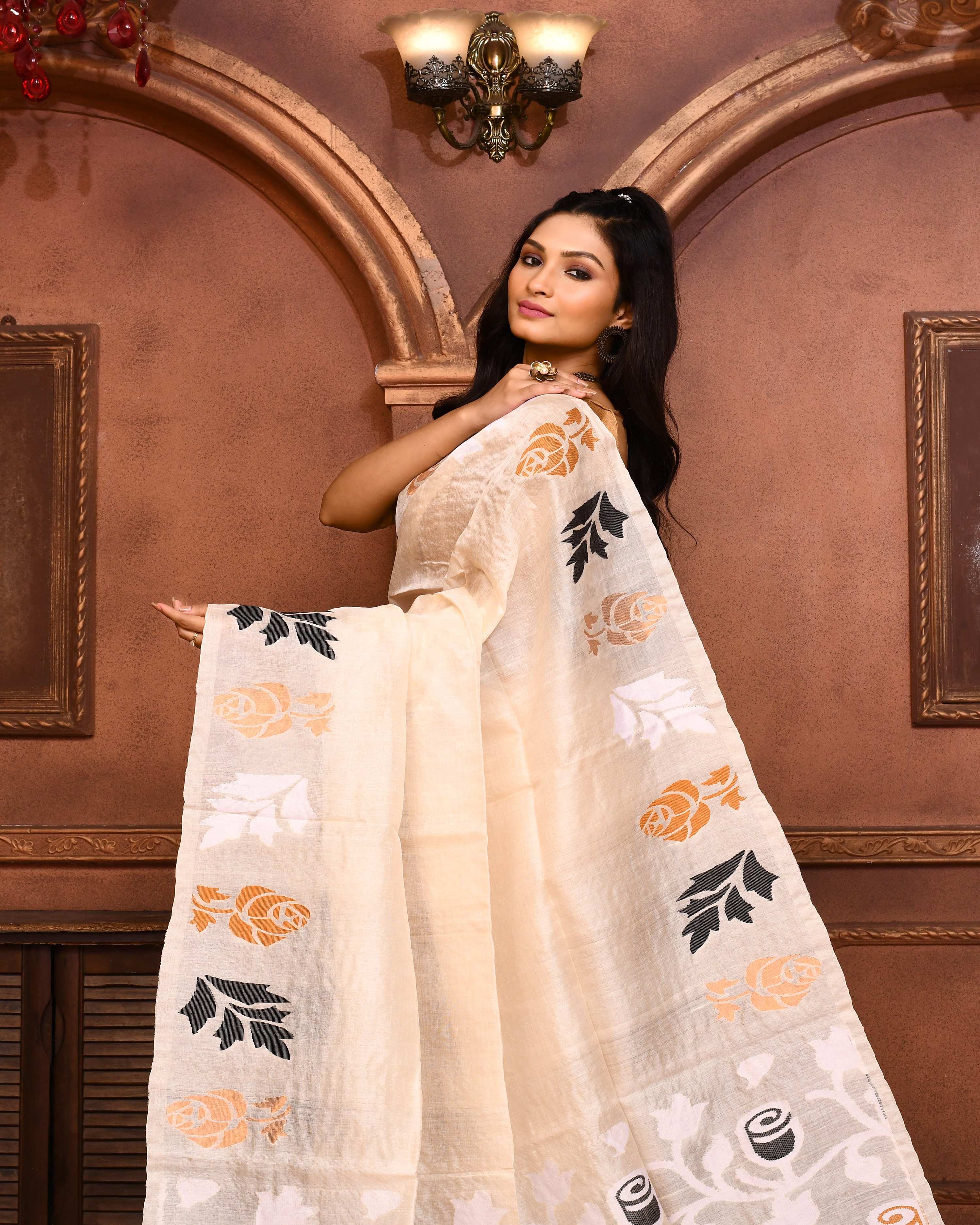 Piyari Fashion Off White Tussar Silk Jamdani Saree With Blouse Piece - Distacart