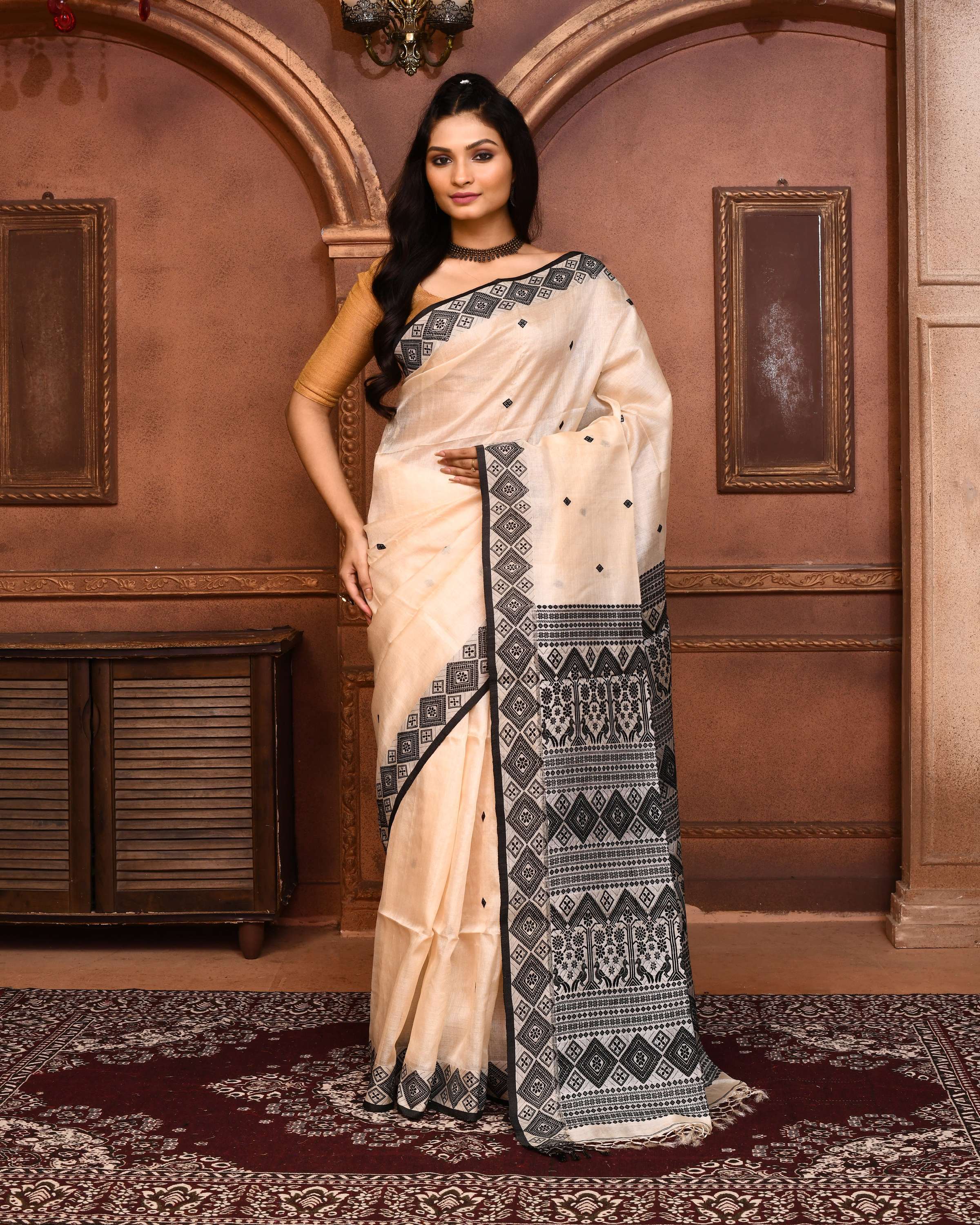Piyari Fashion Off White Tussar Silk Jamdani Saree With Blouse Piece - Distacart