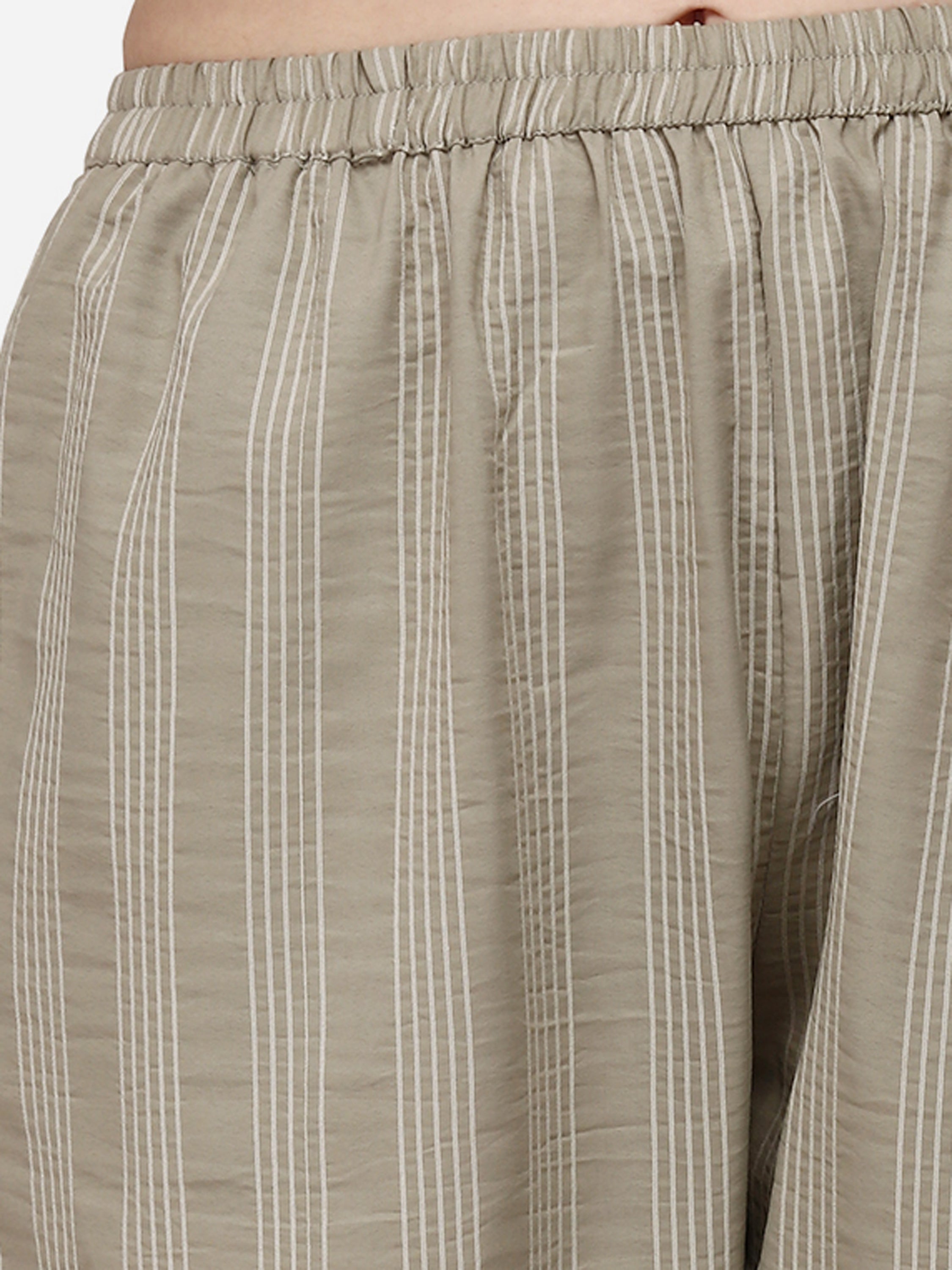 Floral Embroidered & Thread Work Kurta With Pant & Dupatta Set, Multicolor - Hiral Fashion - Distacart