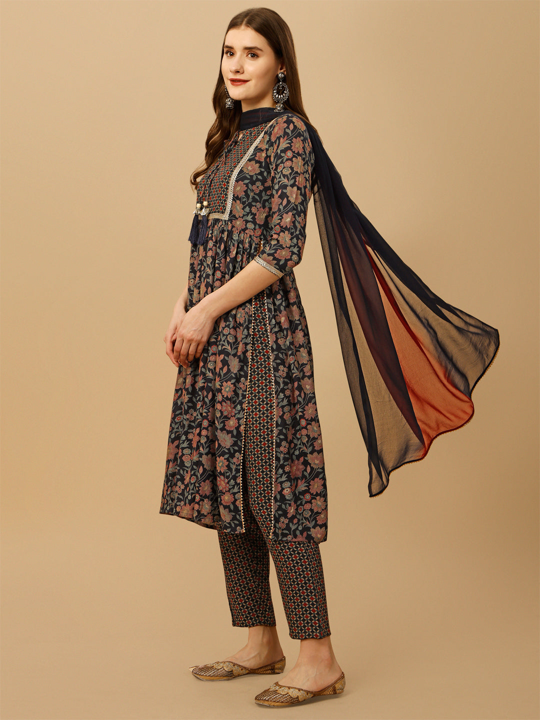 Nayra Cut Embroidered Kurta With Pant And Dupatta Set, Multicolor - Hiral Fashion - Distacart