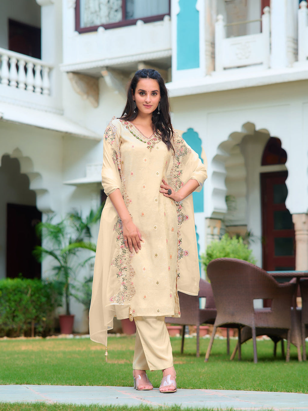 Hand Embroidered Banarasi Jacqauard Kurta With Pant & Embroidered Organza Dupatta, Cream - Hiral Fashion - Distacart