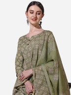 Floral Printed Kurta With Pant And Dupatta Set, Multicolor - Hiral Fashion - Distacart