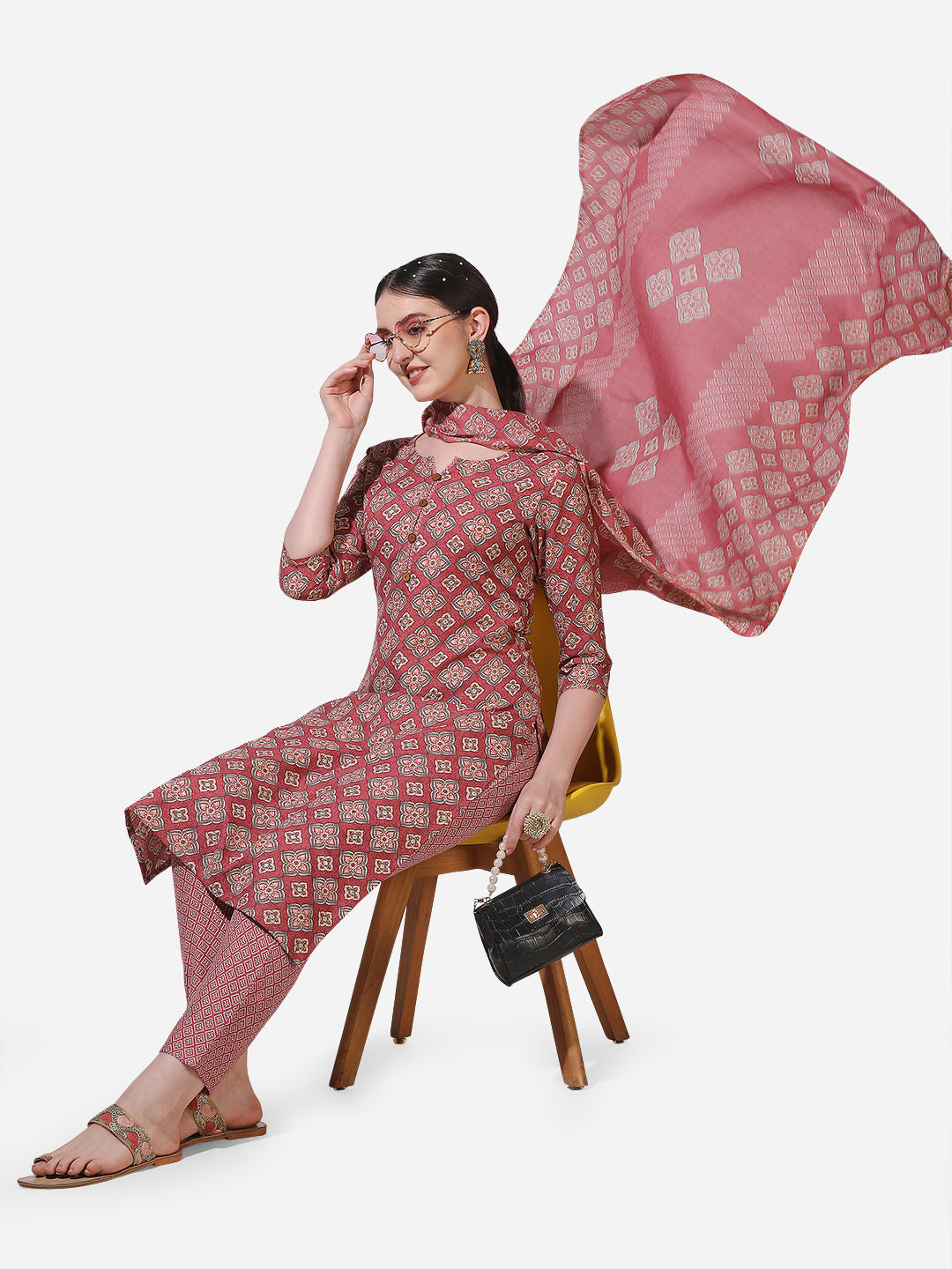 Floral Printed Kurta With Pant And Dupatta Set, Multicolor - Hiral Fashion - Distacart