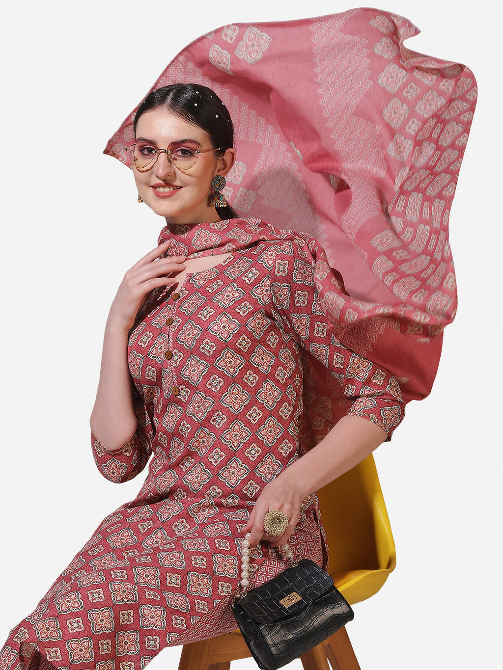 Floral Printed Kurta With Pant And Dupatta Set, Multicolor - Hiral Fashion - Distacart