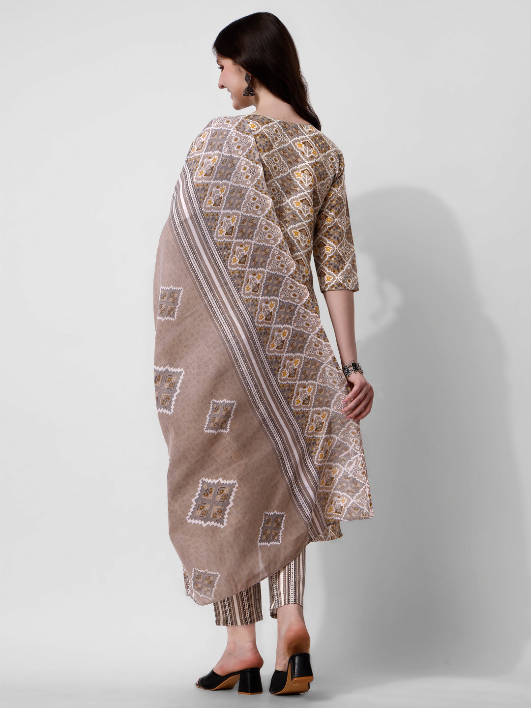 Printed Brown Kurta Pant & Dupatta Set, Multicolor - Hiral Fashion - Distacart
