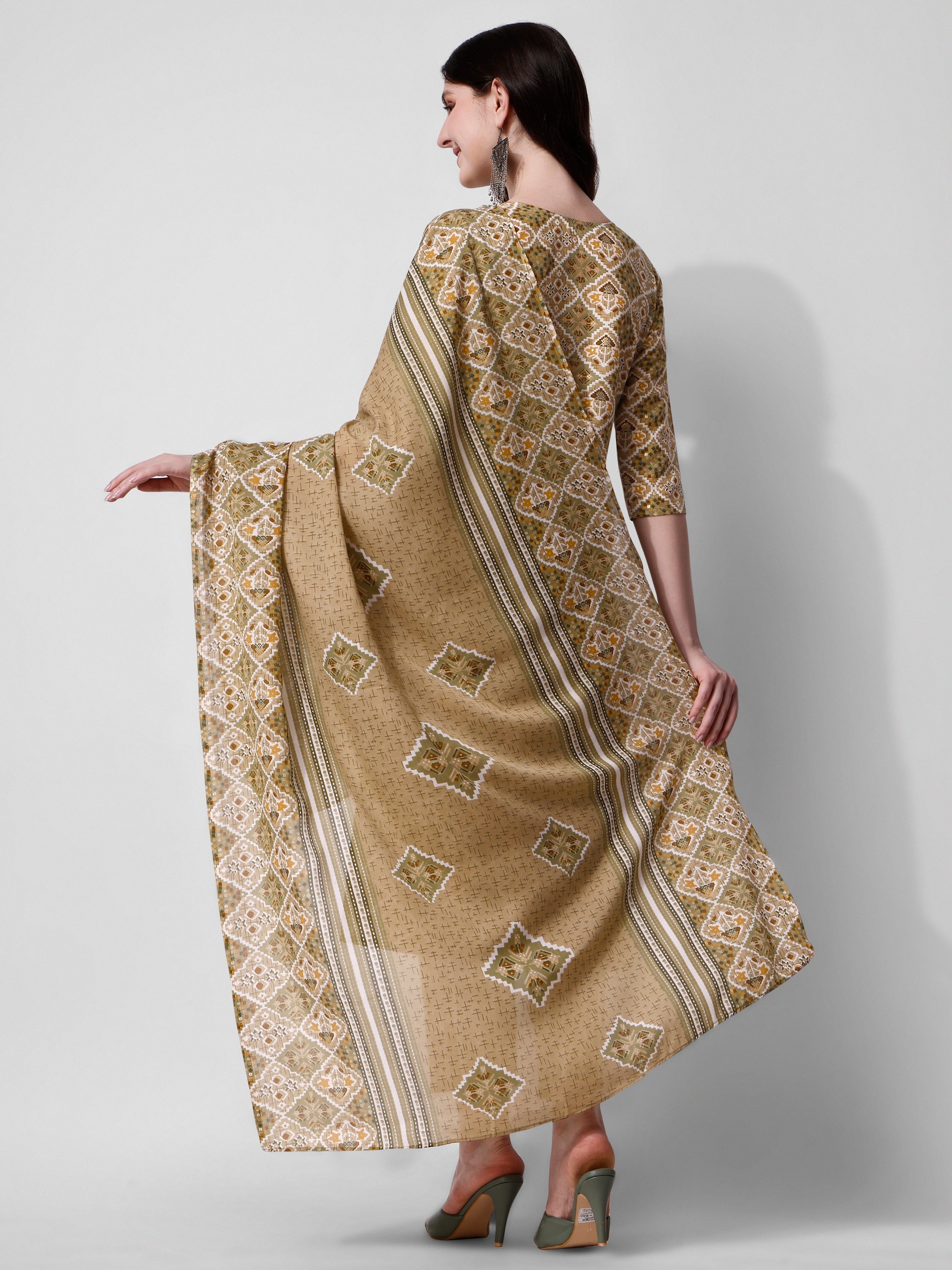 Printed Green Kurta Pant & Dupatta Set, Multicolor - Hiral Fashion - Distacart