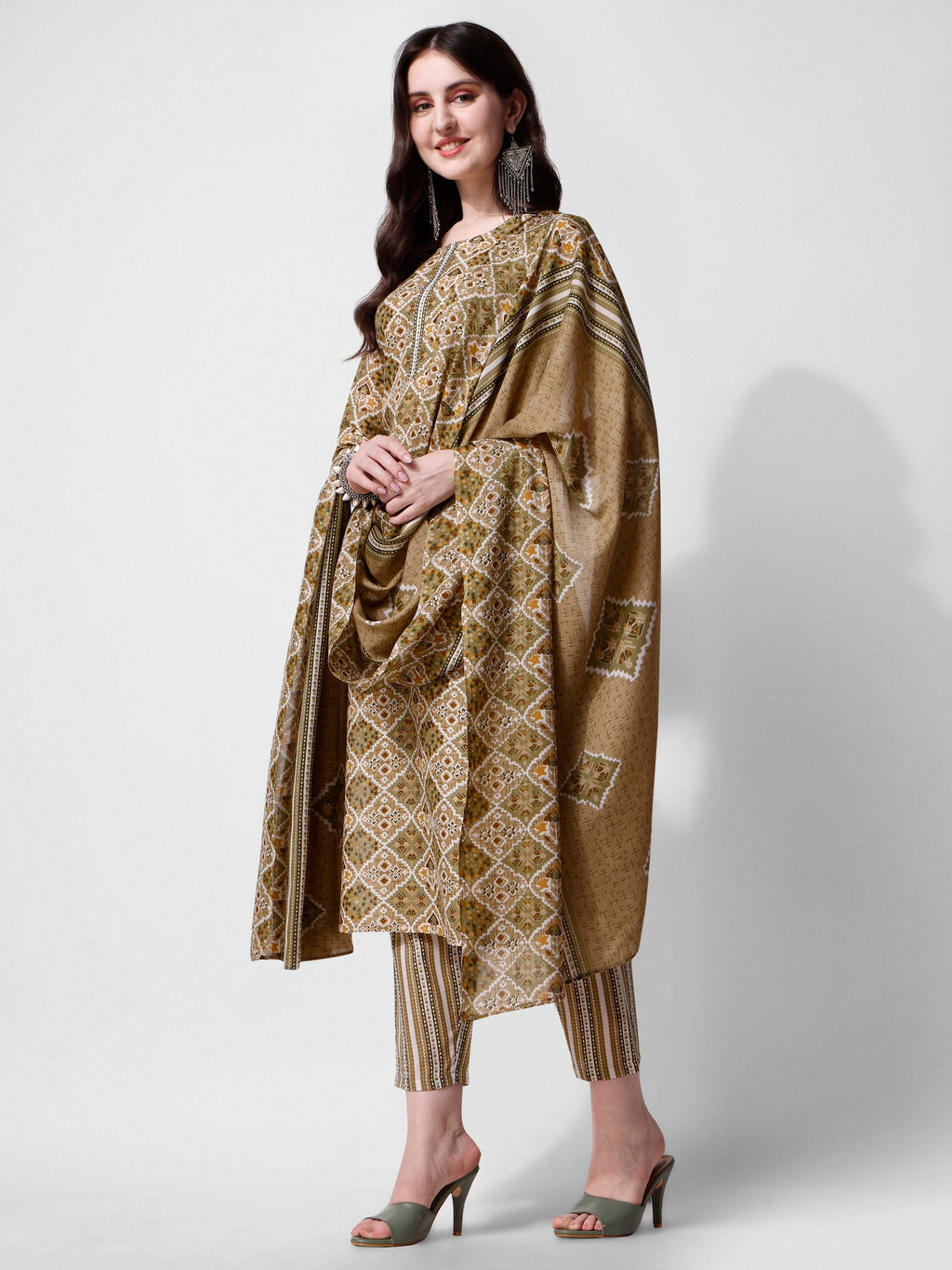 Printed Green Kurta Pant & Dupatta Set, Multicolor - Hiral Fashion - Distacart
