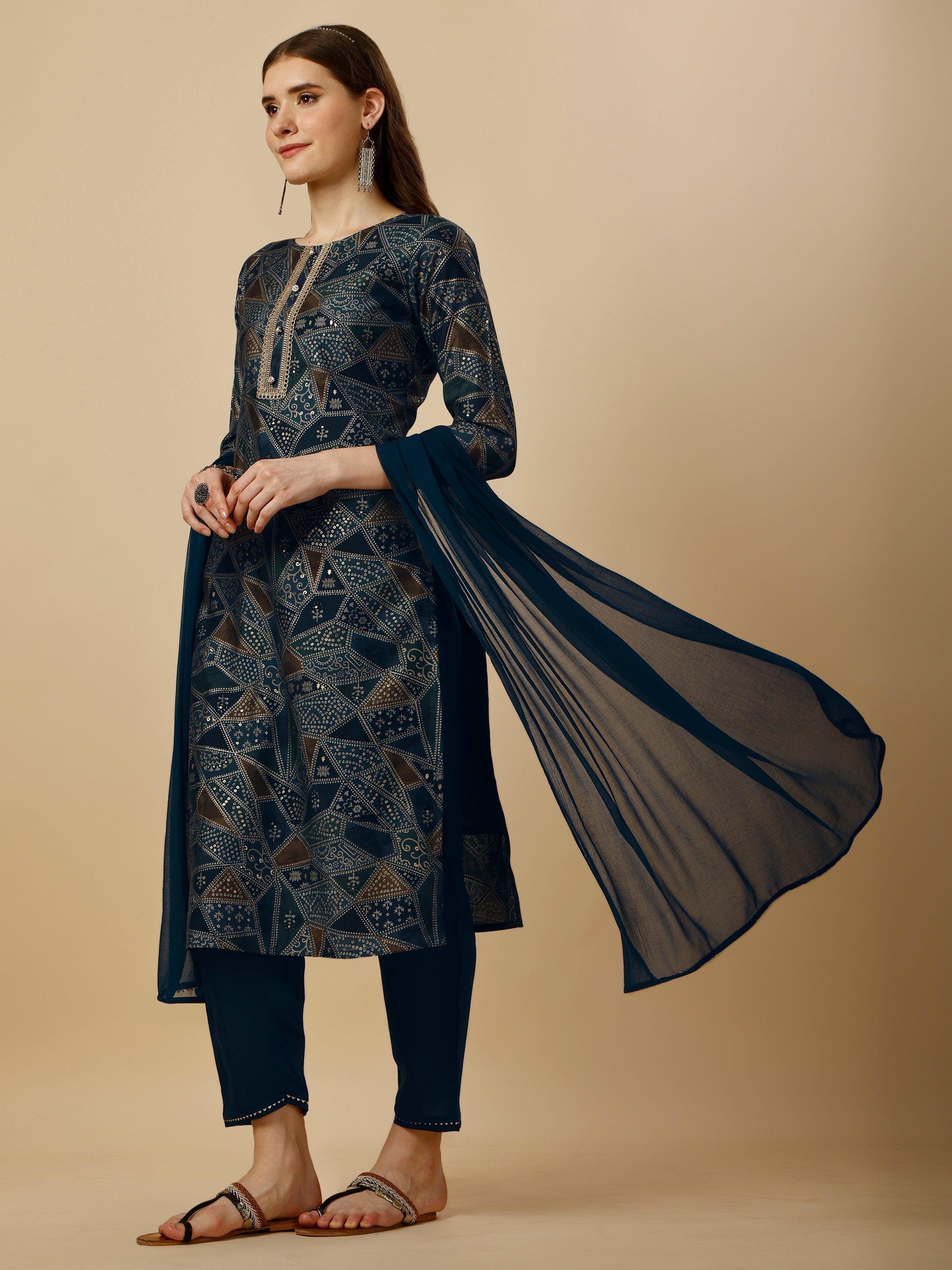 Geometric Printed Kurta With Pant And Dupatta Set, Multicolor - Hiral Fashion - Distacart