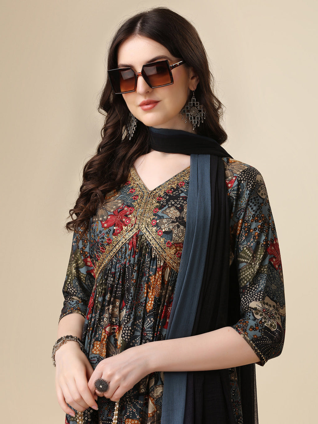 Alia Cut Kurta With Pant And Dupatta, Multicolor - Hiral Fashion - Distacart