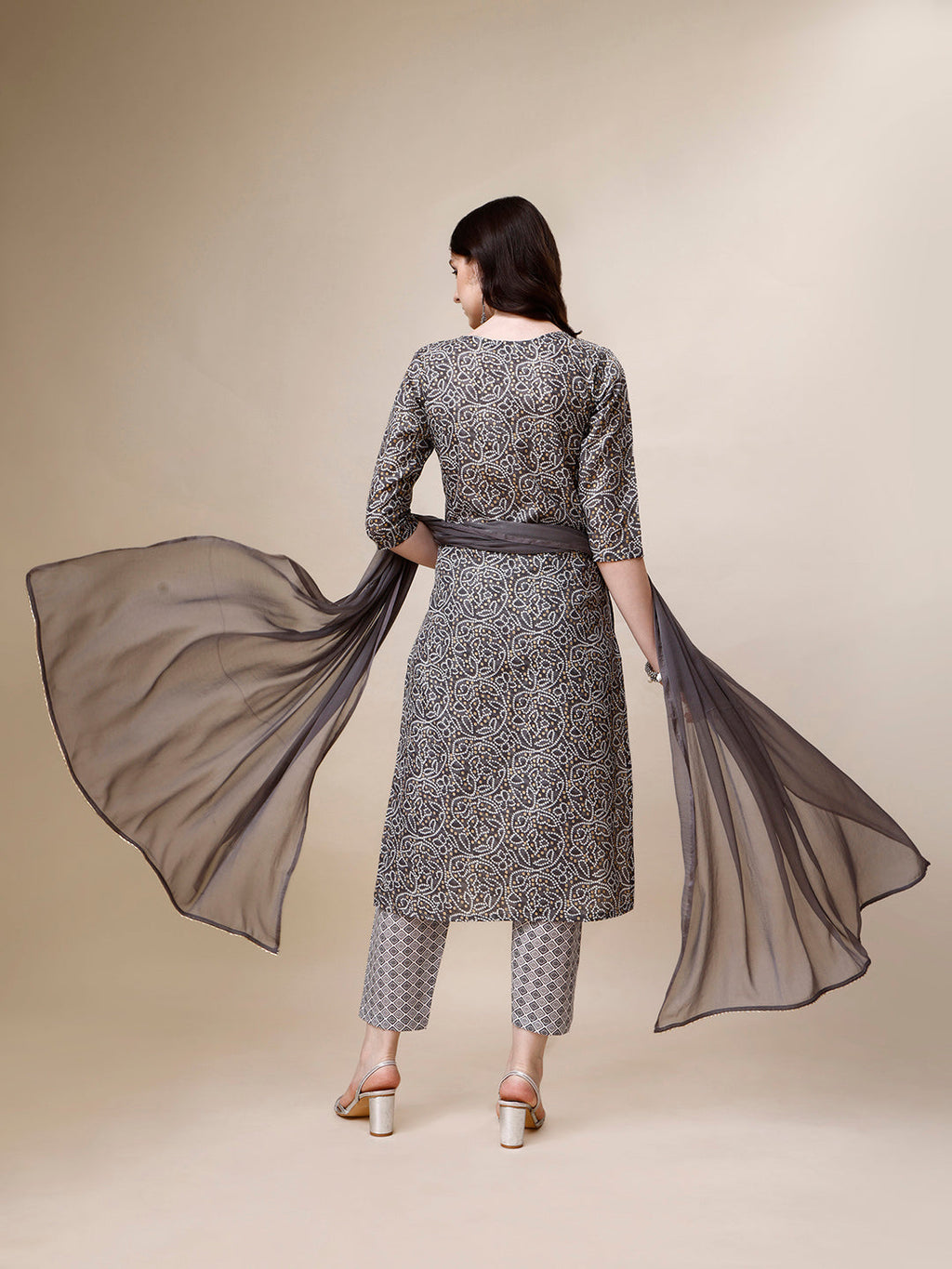 Thread Embroidered Bandhani Printed Kurta With Pant And Dupatta Set, Multicolor - Hiral Fashion - Distacart