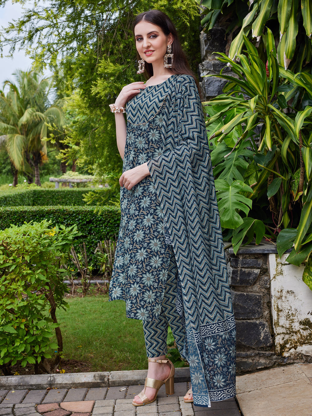 Floral Printed Kurta With Pant & Dupatta Set, Multicolor - Hiral Fashion - Distacart