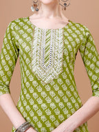 Embroidered & Floral Printed Kurta With Pant & Dupatta, Multicolor - Hiral Fashion - Distacart