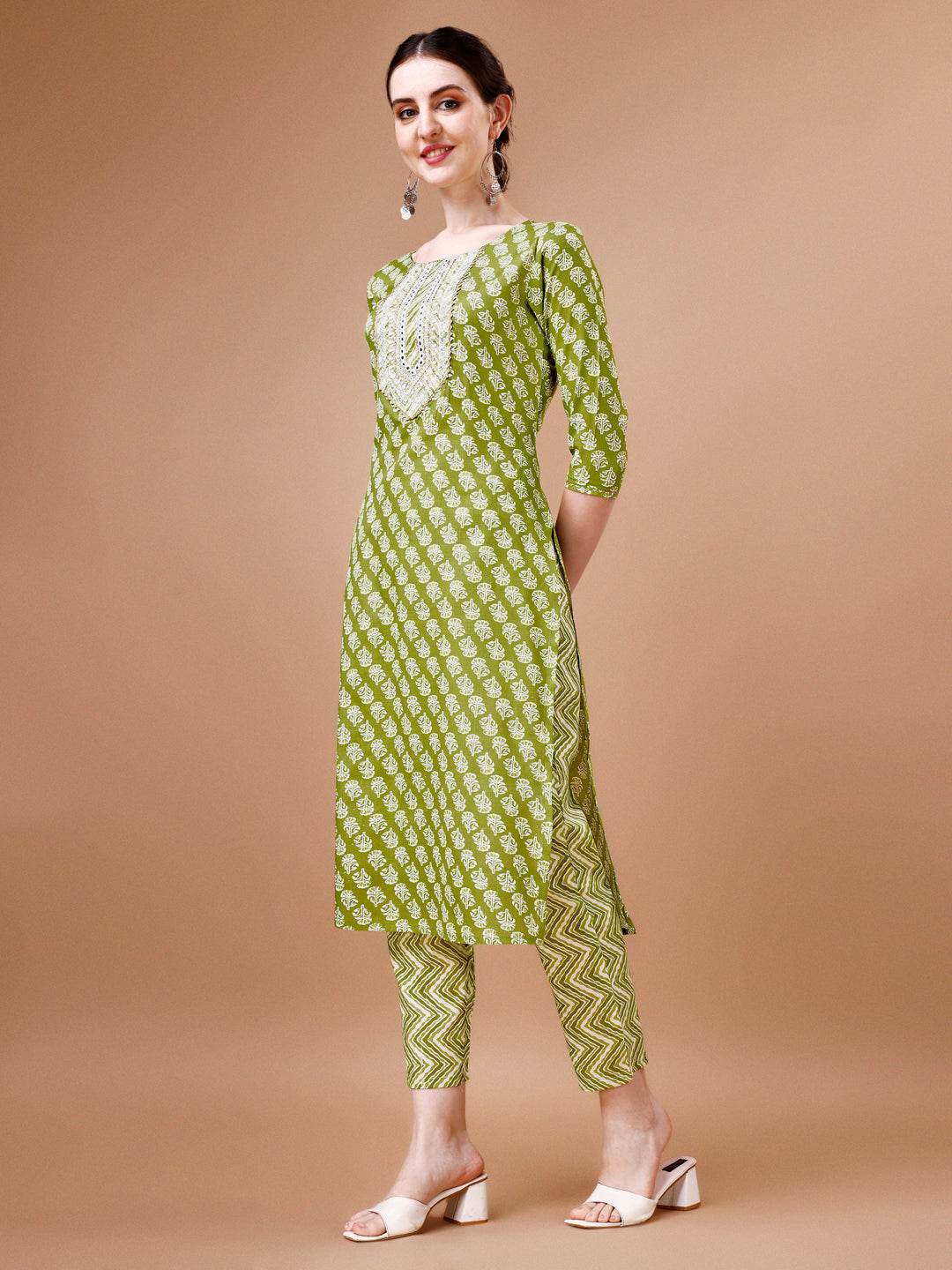 Embroidered & Floral Printed Kurta With Pant & Dupatta, Multicolor - Hiral Fashion - Distacart