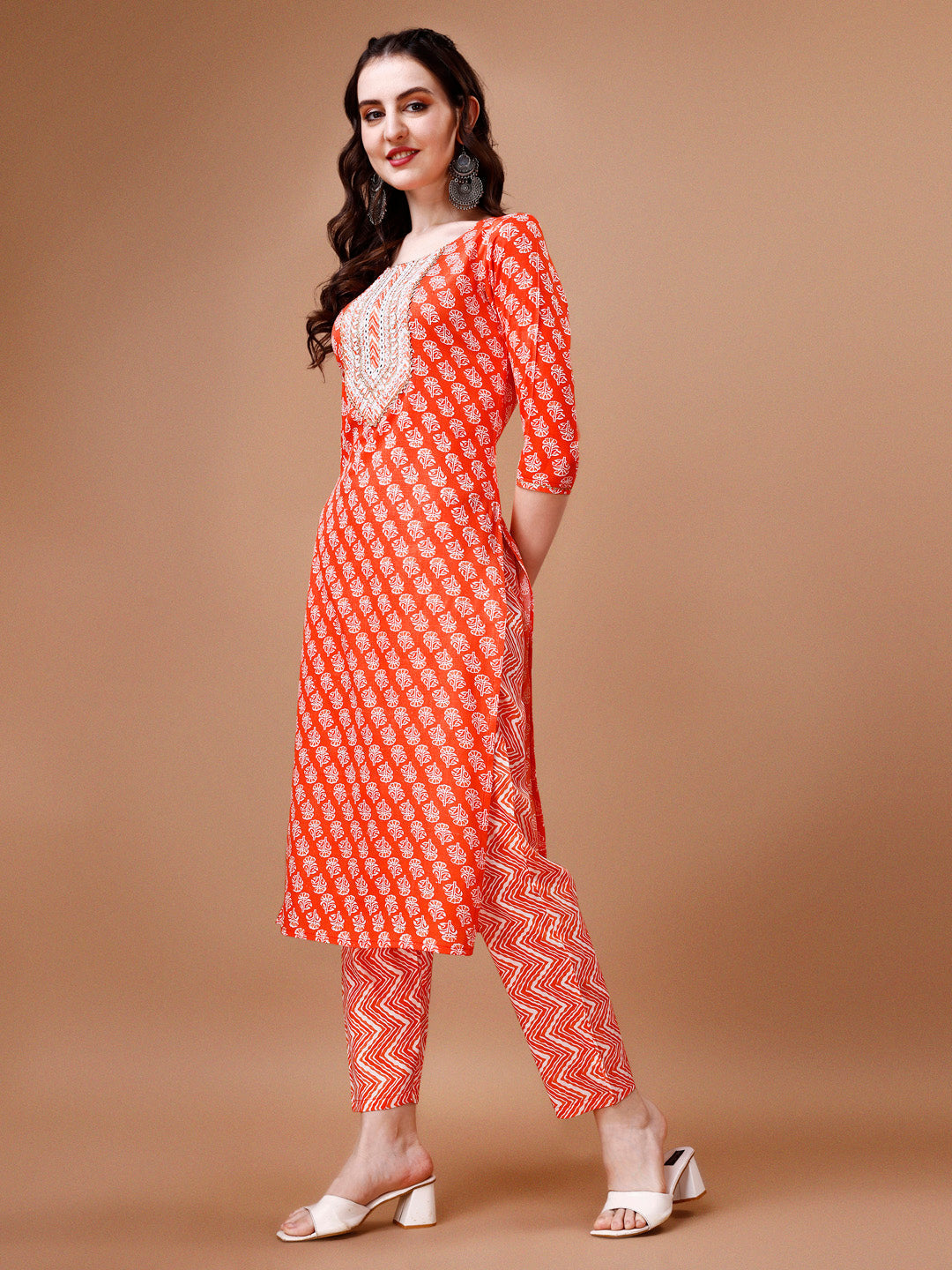 Embroidered & Floral Printed Kurta With Pant & Dupatta, Multicolor - Hiral Fashion - Distacart