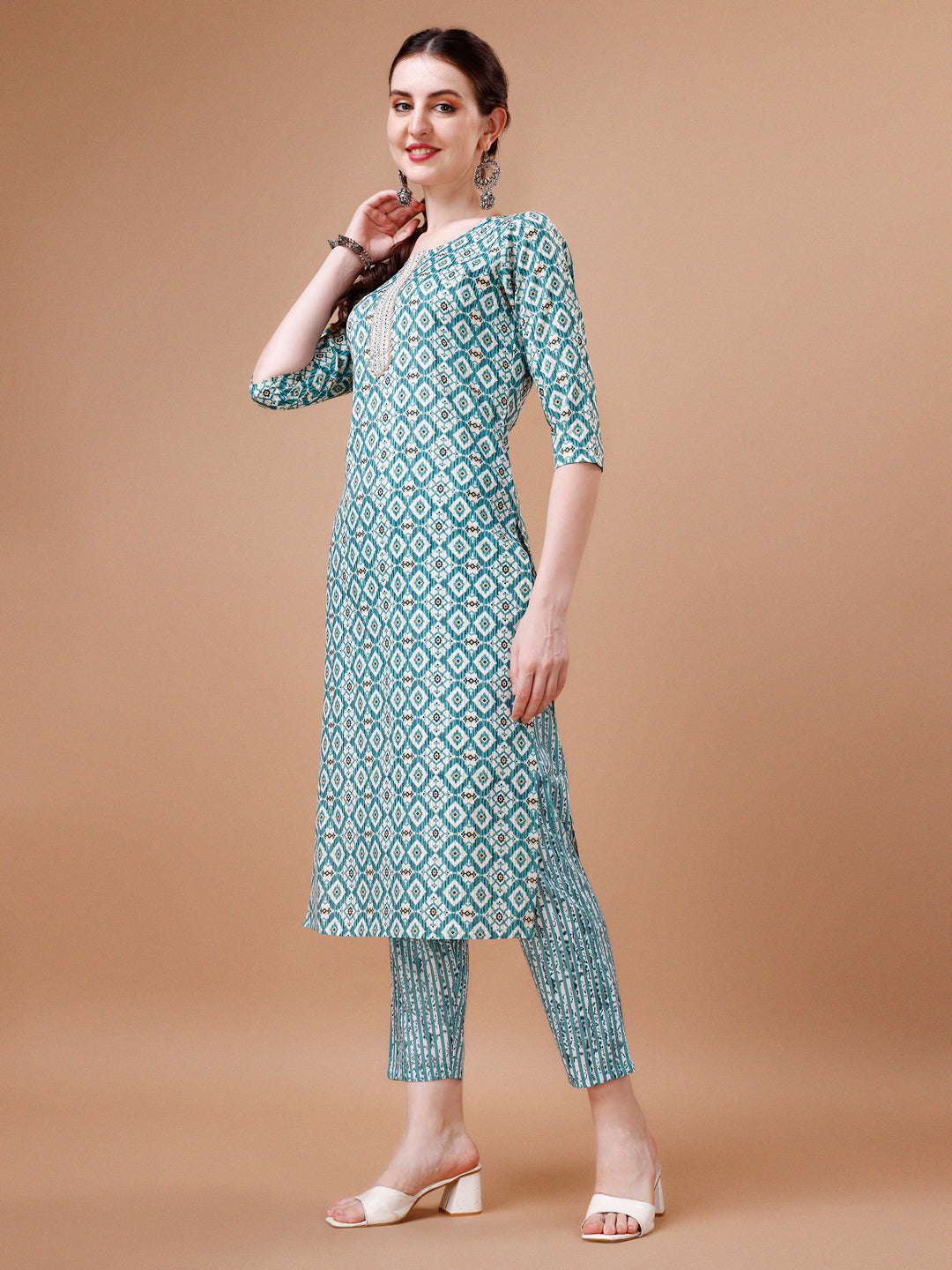 Printed & Lace Yoke Embroidered Kurta With Pant & Dupatta, Multicolor - Hiral Fashion - Distacart