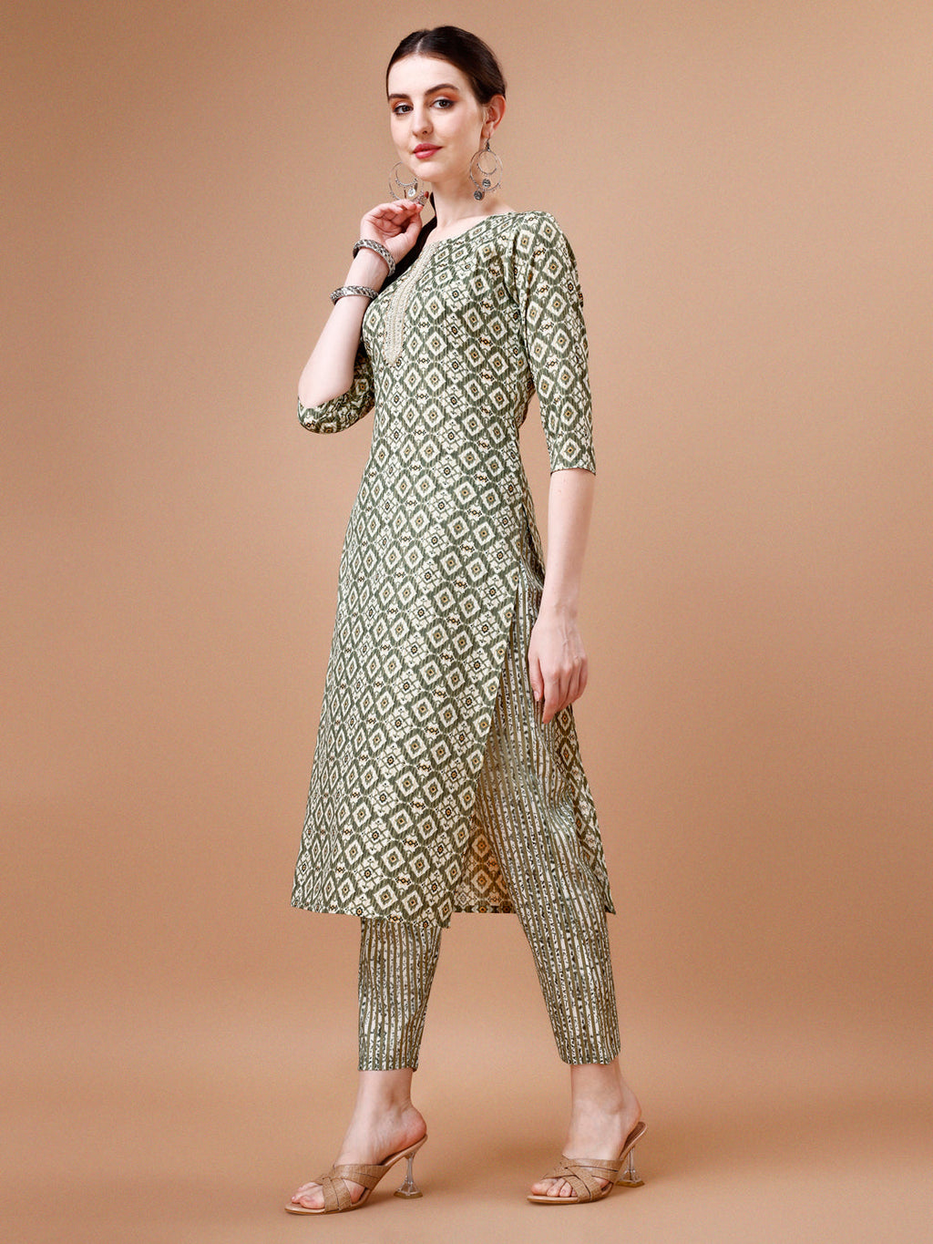 Printed & Lace Yoke Embroidered Kurta With Pant & Dupatta, Multicolor - Hiral Fashion - Distacart