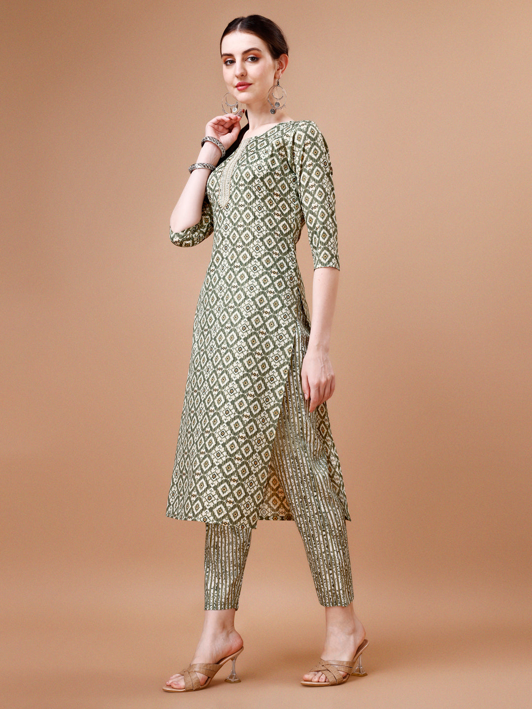 Printed & Lace Yoke Embroidered Kurta With Pant & Dupatta, Multicolor - Hiral Fashion - Distacart