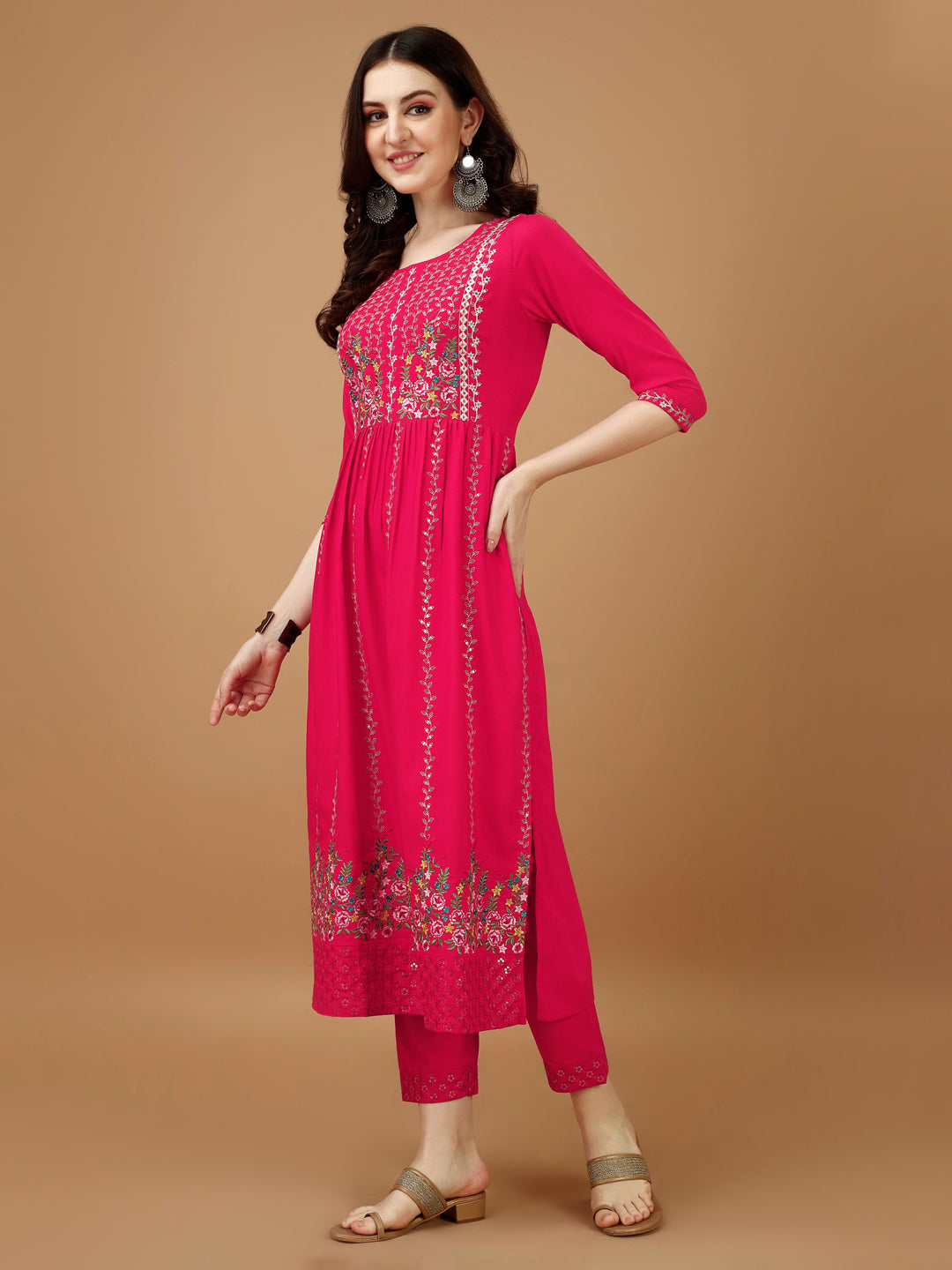 Nyra Cut Embroidered Kurta With Pant & Organza Embroidered Dupatta Luxury, Multicolor - Hiral Fashion - Distacart