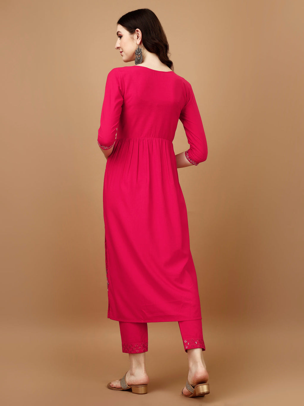 Nyra Cut Embroidered Kurta With Pant & Organza Embroidered Dupatta Luxury, Multicolor - Hiral Fashion - Distacart
