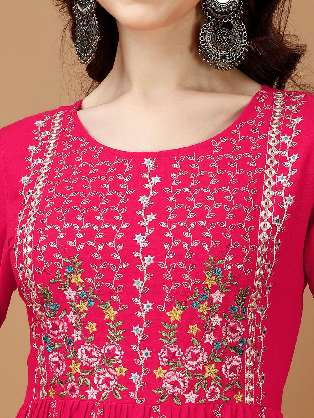 Nyra Cut Embroidered Kurta With Pant & Organza Embroidered Dupatta Luxury, Multicolor - Hiral Fashion - Distacart