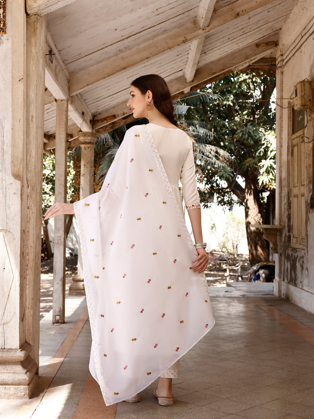 Nyra Cut Floral Front Embroidered Kurta With Pant & Organza Embroidered Dupatta Premium, Multicolor - Hiral Fashion - Distacart
