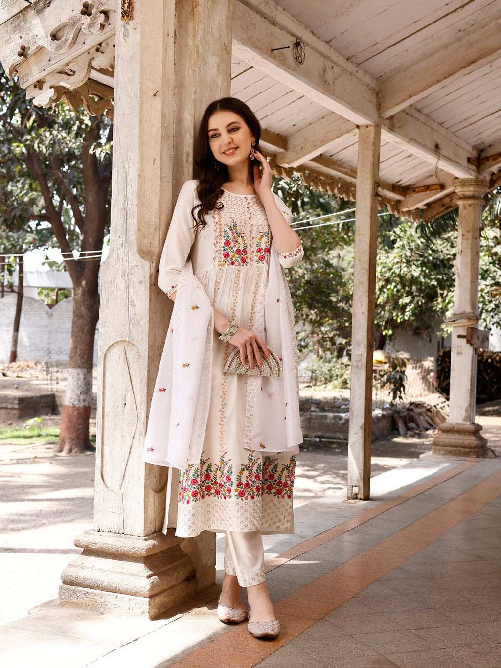 Nyra Cut Floral Front Embroidered Kurta With Pant & Organza Embroidered Dupatta Premium, Multicolor - Hiral Fashion - Distacart