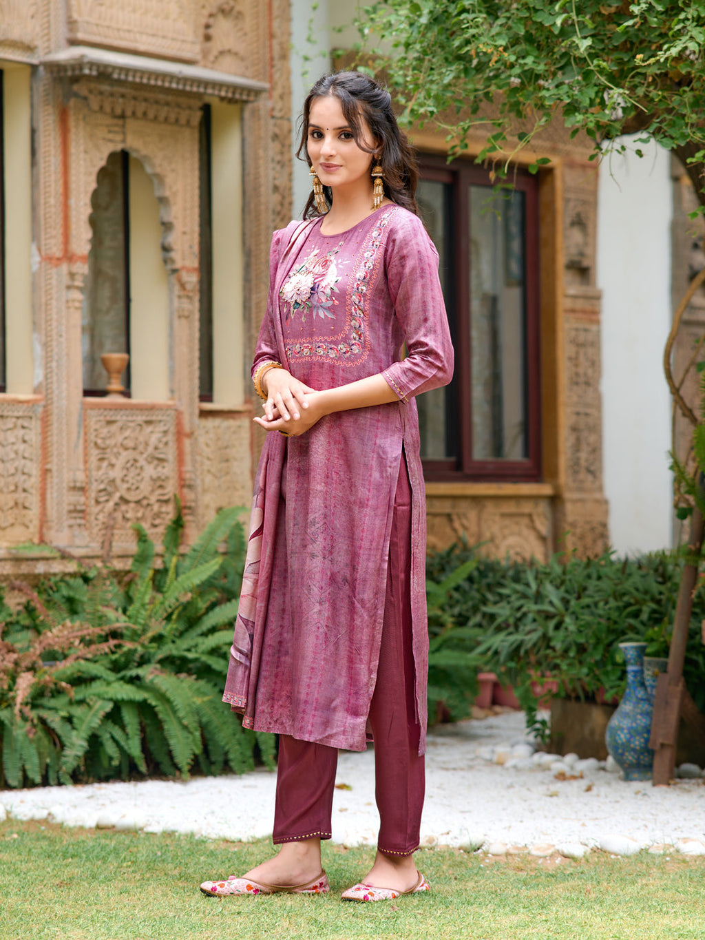 Hand Embroidered & Digital Printed Muslin Kurta With Pant & Printed Dupatta, Lavender - Hiral Fashion - Distacart