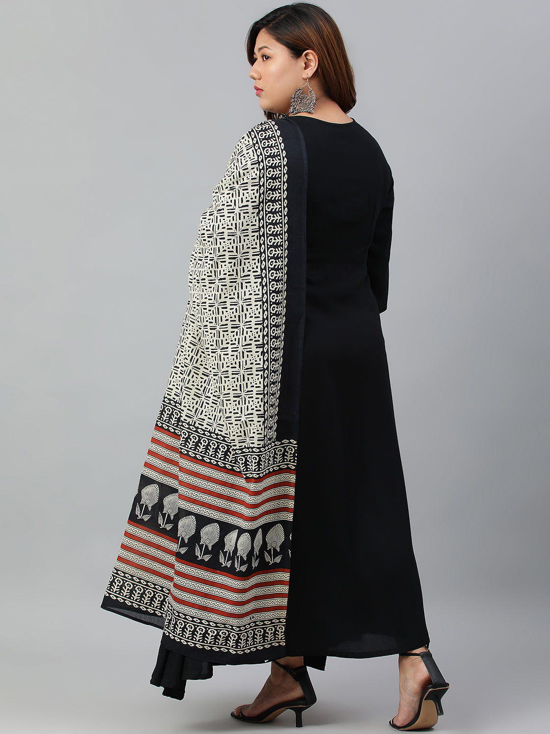 Janasya XL LOVE by Janasya Women's Plus Size Black Rayon Kurta With and Dupatta - Distacart