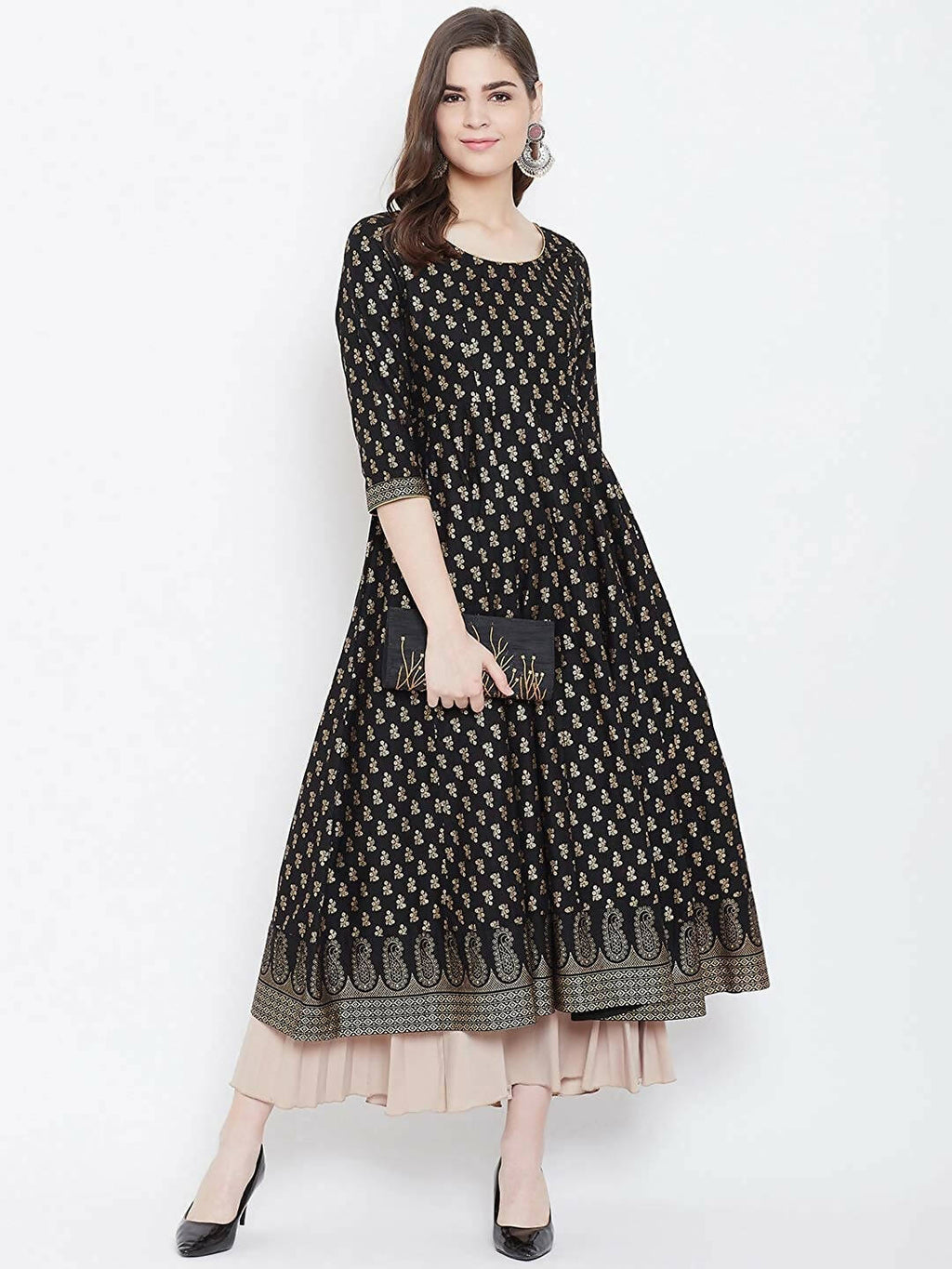 Cheera Embellished Daily Wear Cotton Blend Kurta - Black
