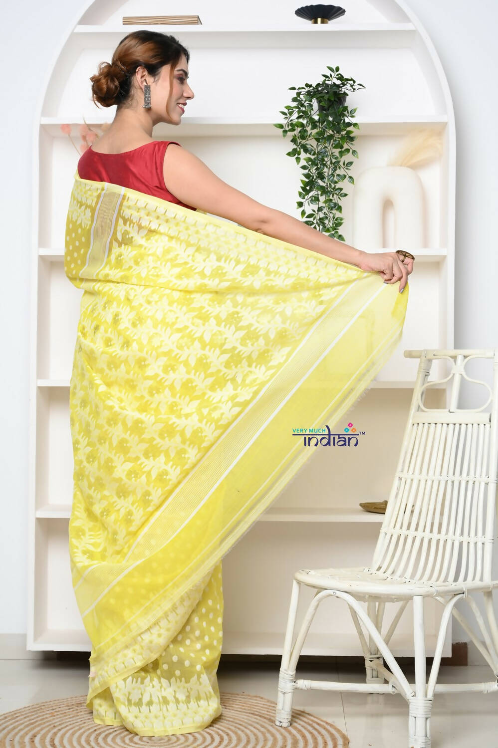 Very Much Indian Jamdhani Cotton Saree With Polka Dot Pallu - Lime Yellow - Distacart