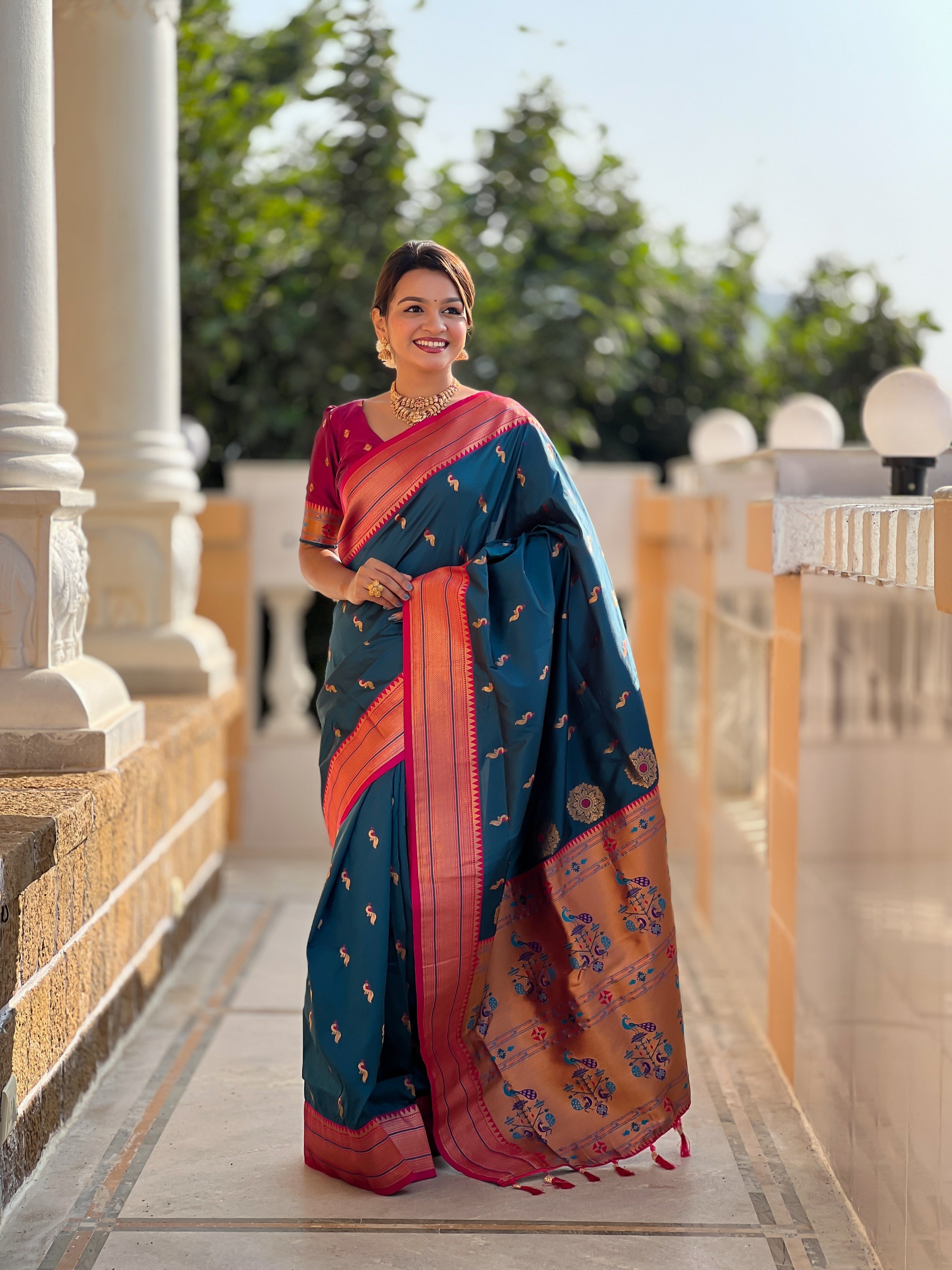 Vedant Vastram Soft Litchi Silk Paithani Jacquard Saree - Morpich