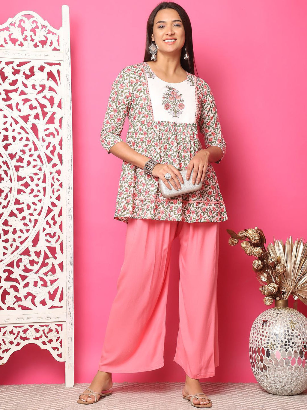 TAG 7 Women Flared Solid Palazzos