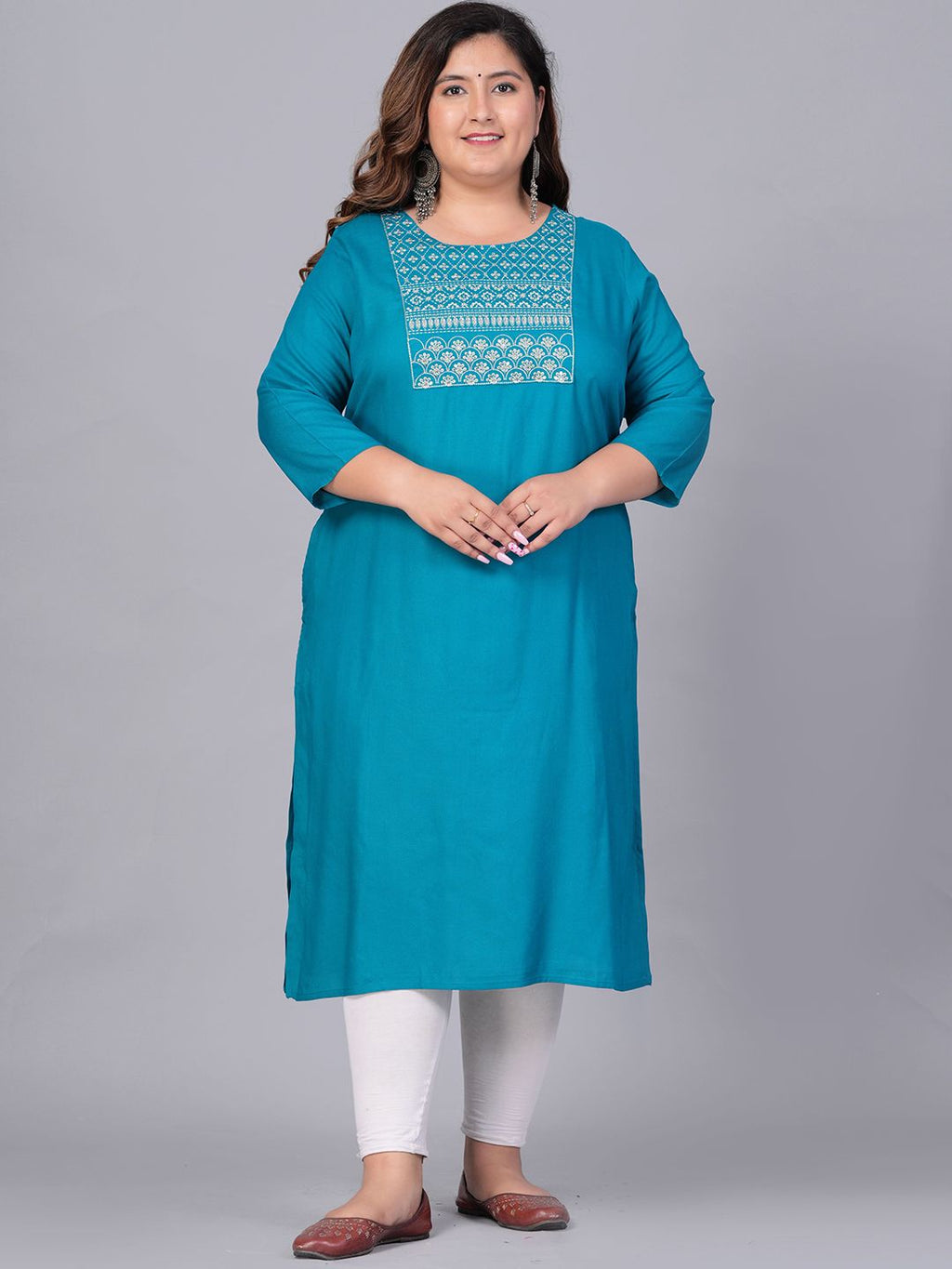 Sztori Women Yoke Design Mirror Work Kurta